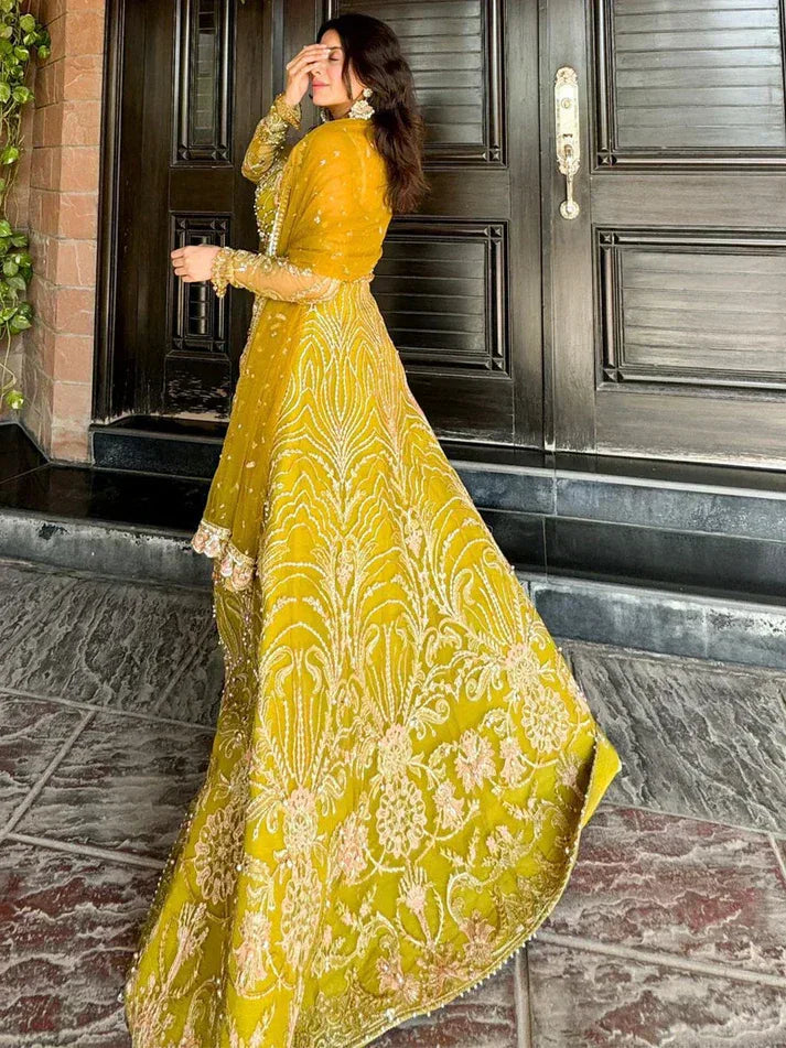 Epoque | Avanti Wedding Formals | Mehru Nisa - Aqsa Fabrics