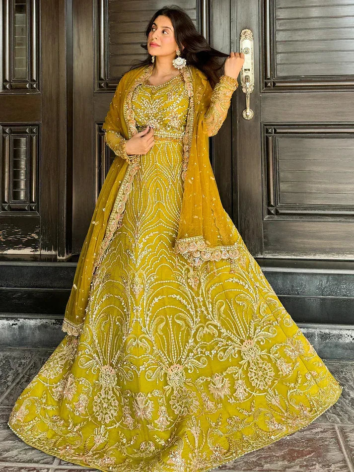 Epoque | Avanti Wedding Formals | Mehru Nisa - Aqsa Fabrics