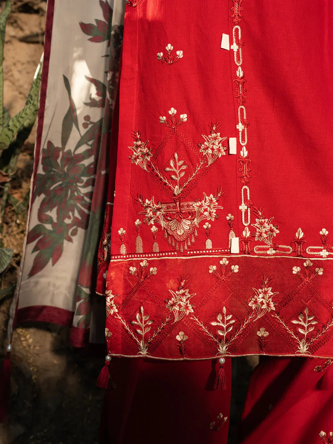 Hemstitch | The Garden Lawn | Midnight Rose - Aqsa Fabrics