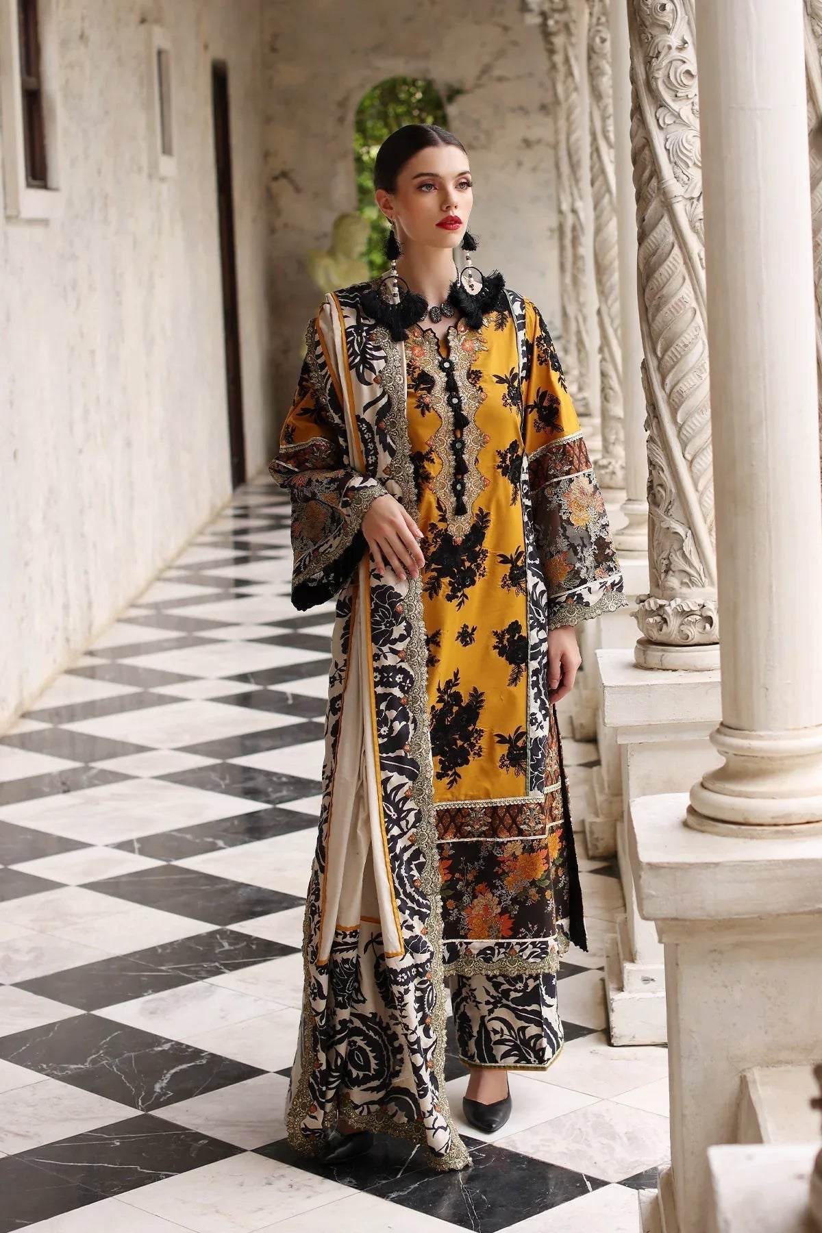 Mina Kashif | Festive Lawn | Leyla - Aqsa Fabrics