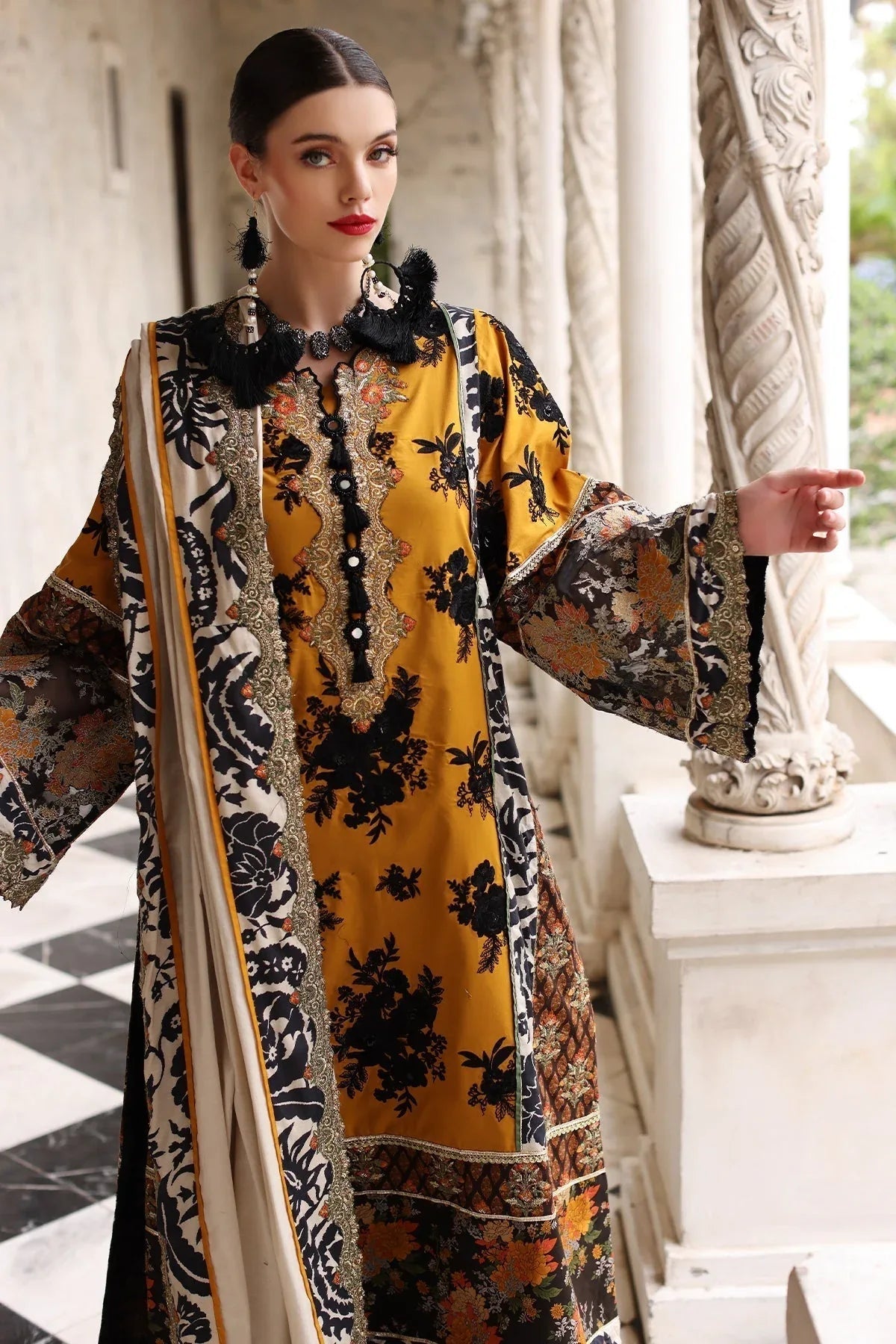 Mina Kashif | Festive Lawn | Leyla - Aqsa Fabrics