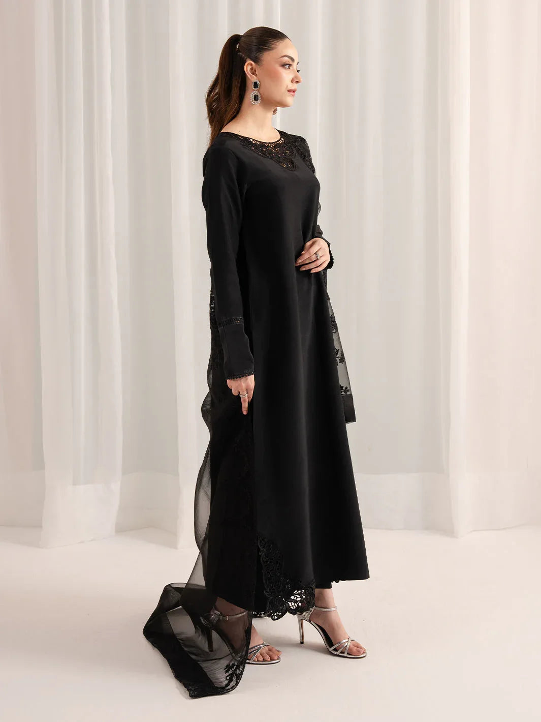 Izel | The Silk Chapter | Minuit - Aqsa Fabrics