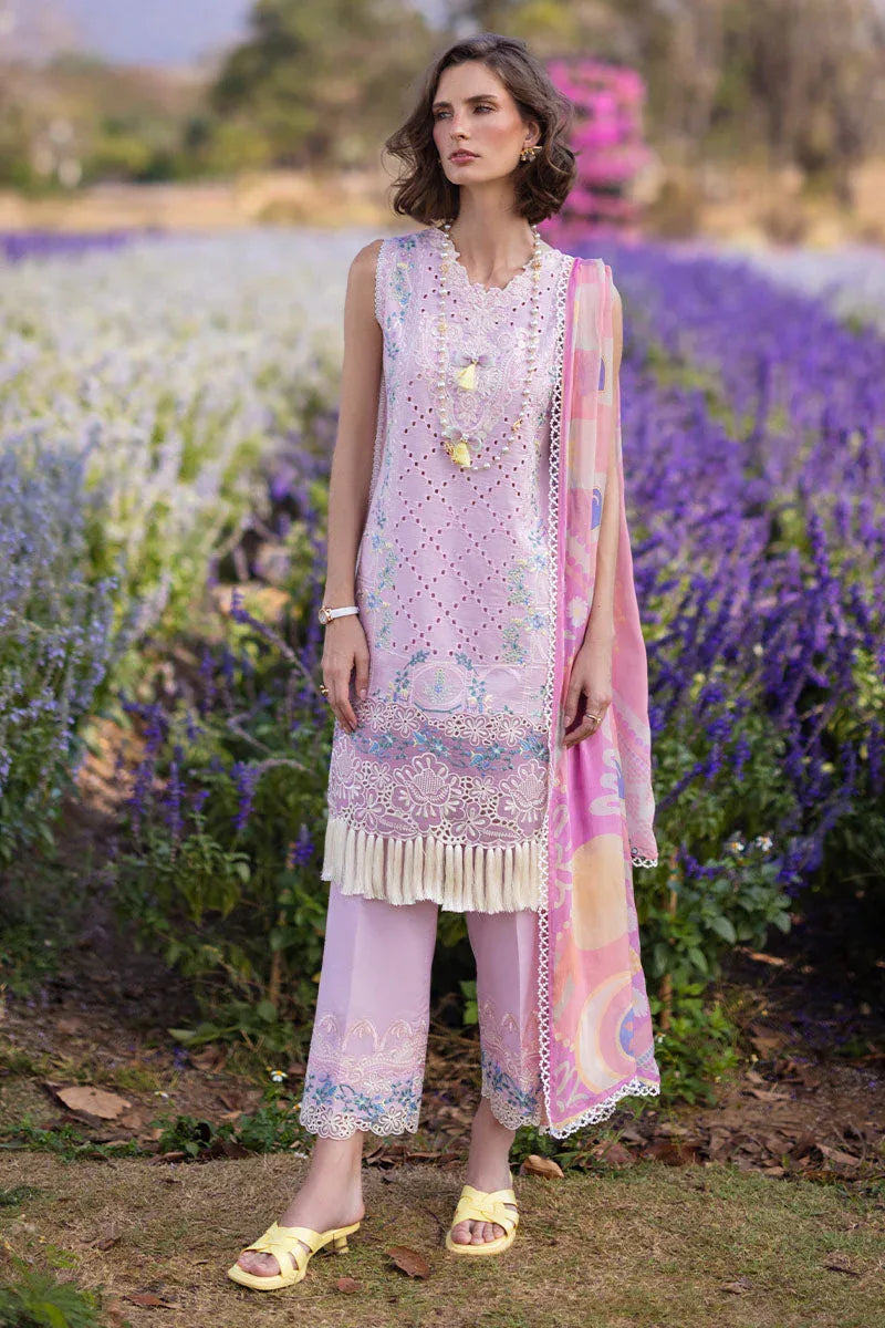 Mushq | Hemline The Secret Garden | GERBERA - Aqsa Fabrics