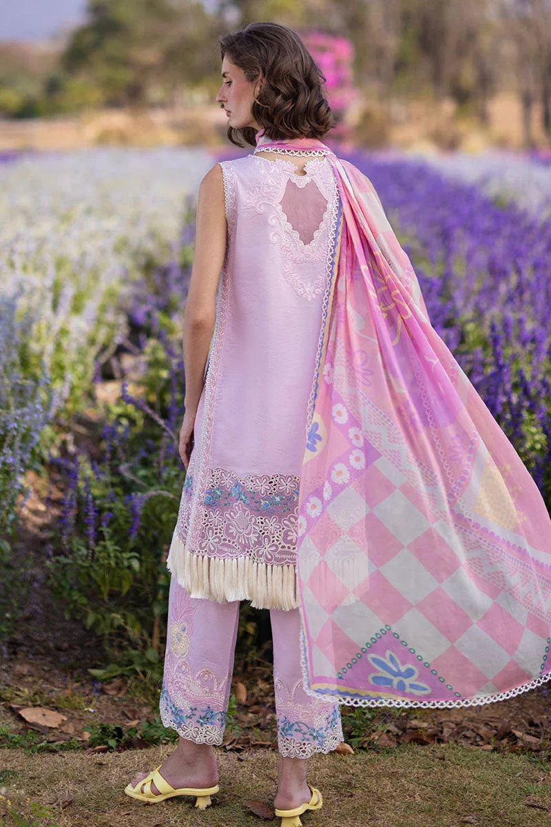 Mushq | Hemline The Secret Garden | GERBERA - Aqsa Fabrics