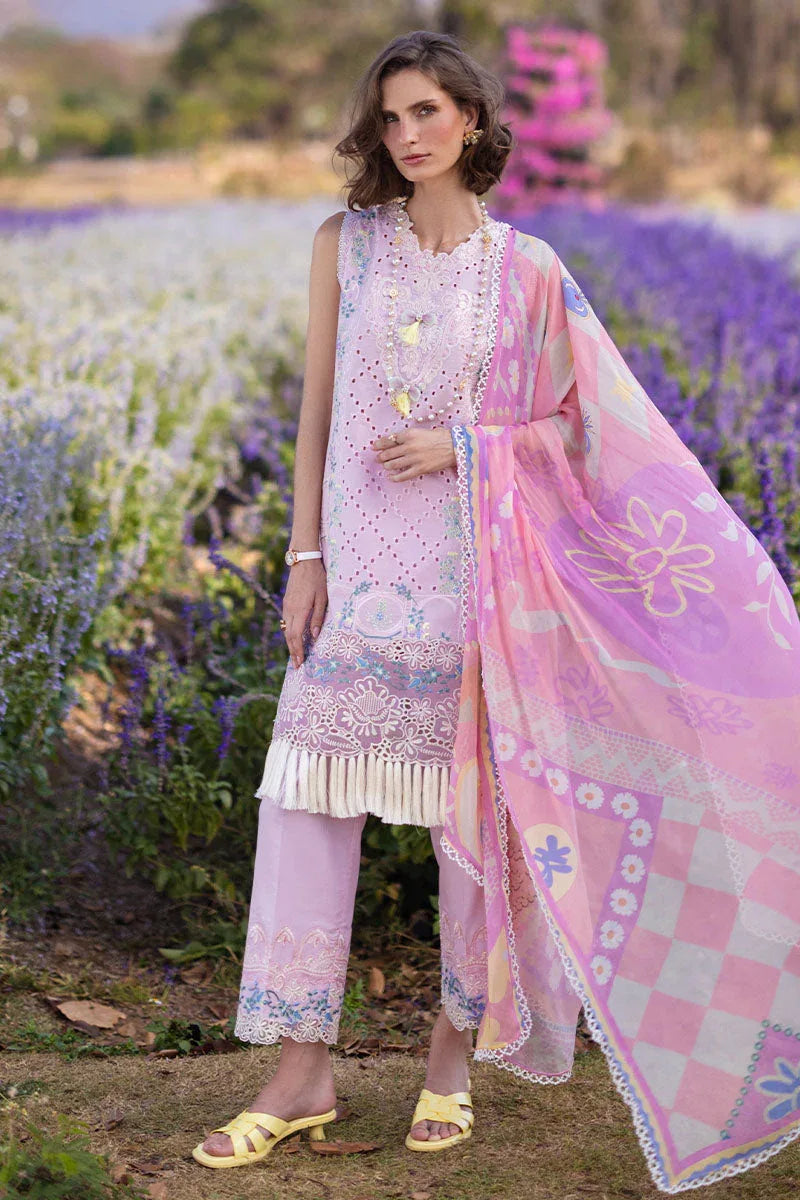 Mushq | Hemline The Secret Garden | GERBERA - Aqsa Fabrics