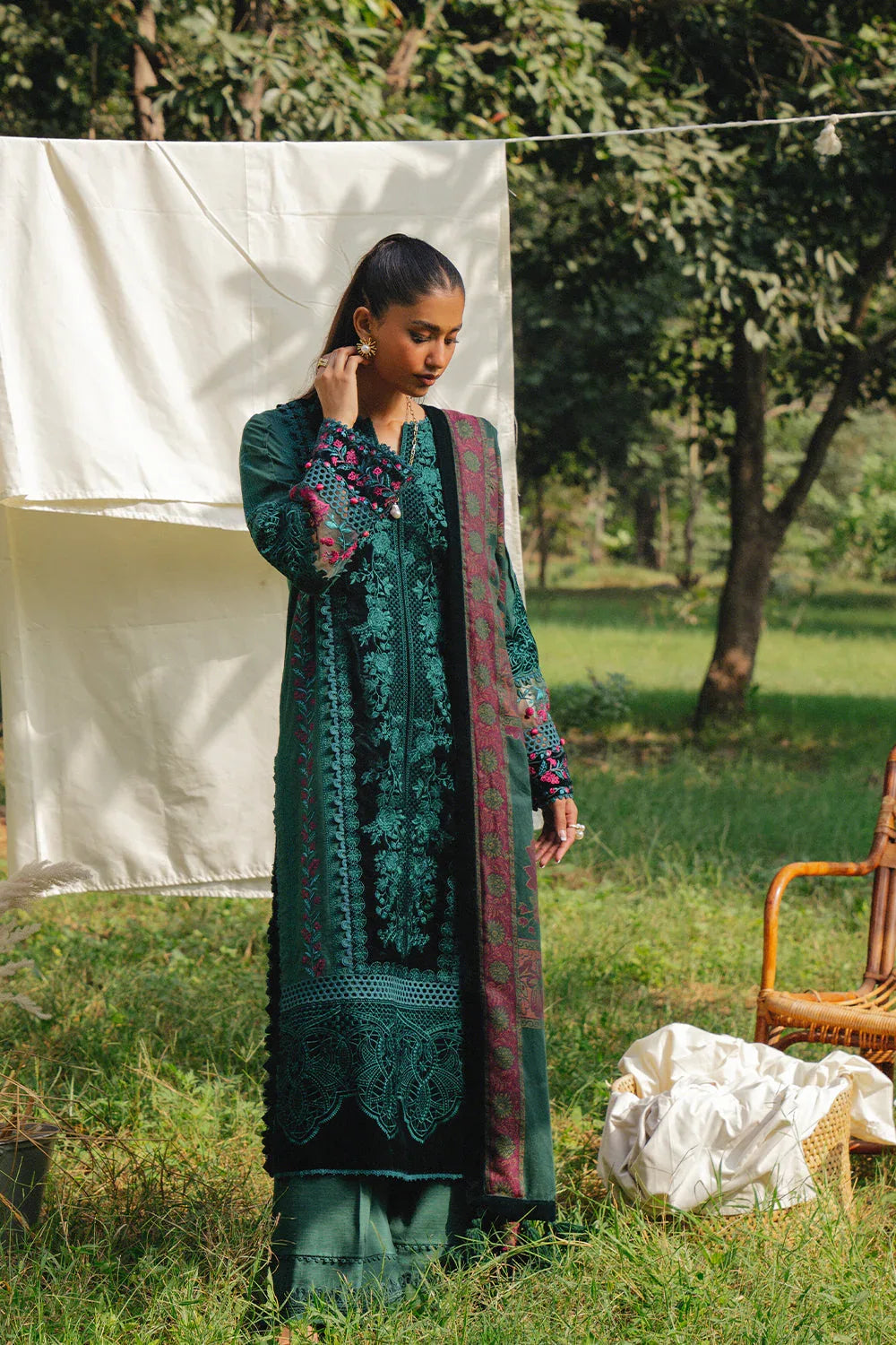 Saira Rizwan | Winter 2024 | DEA-SRW24-01 - Aqsa Fabrics