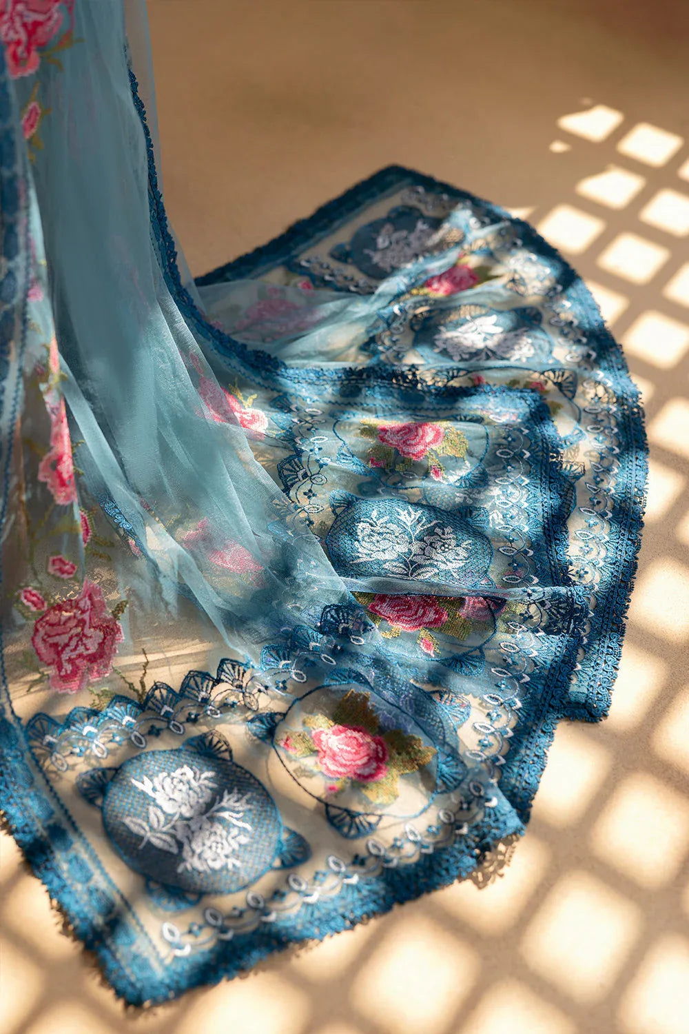 Saira Rizwan | Luxury Lawn 25 | ALMA-SRL25-12 - Aqsa Fabrics