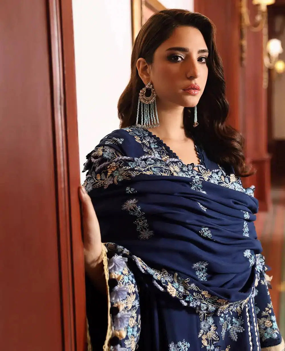 Republic Womenswear | Noemei Luxury Shawl 23 | NWU23-D2-A - Aqsa Fabrics
