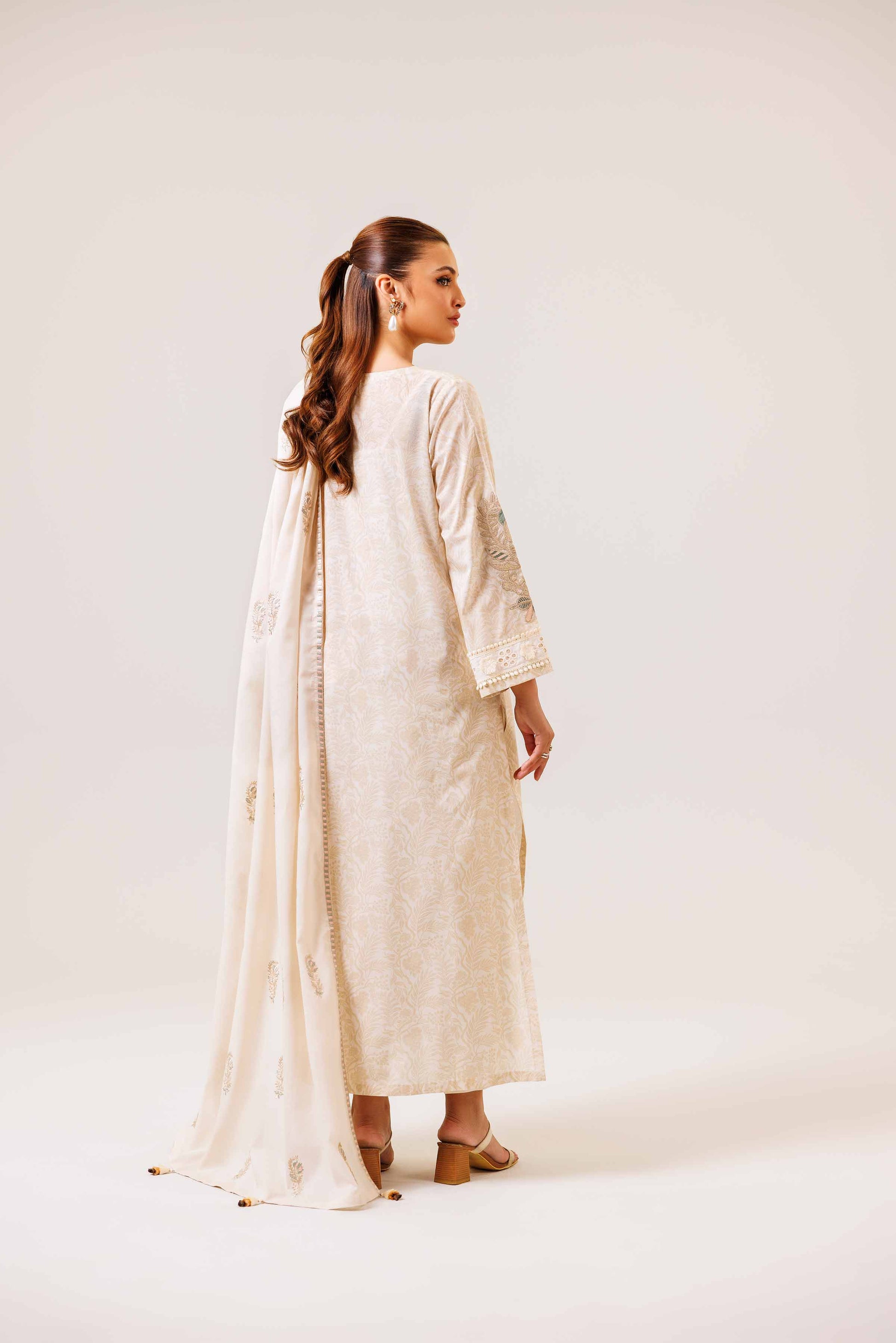 Nishat | Cross Season Edit | 42401985-1 - Aqsa Fabrics