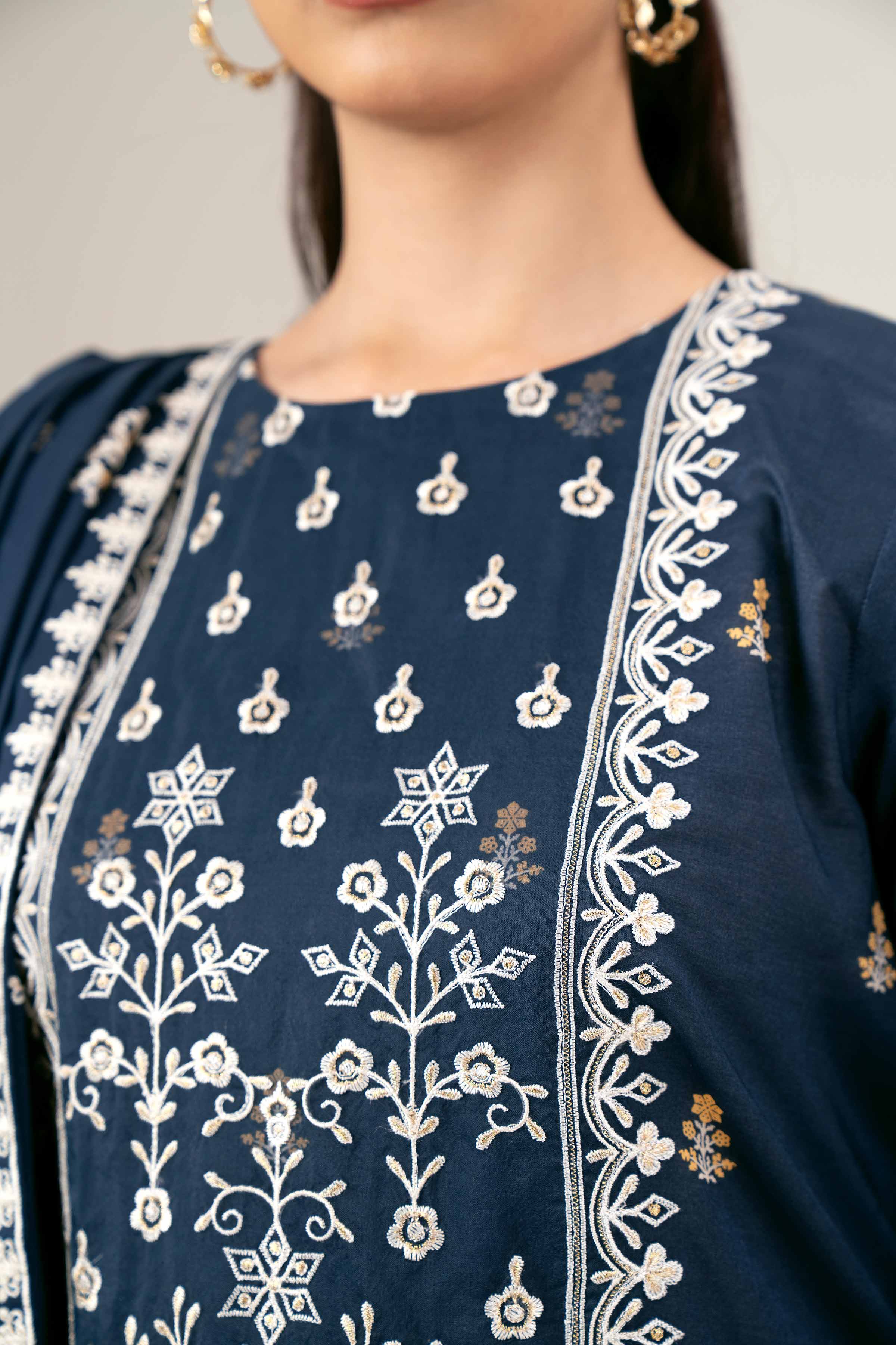 Nishat | Cross Season Edit | 42401989-1 - Aqsa Fabrics
