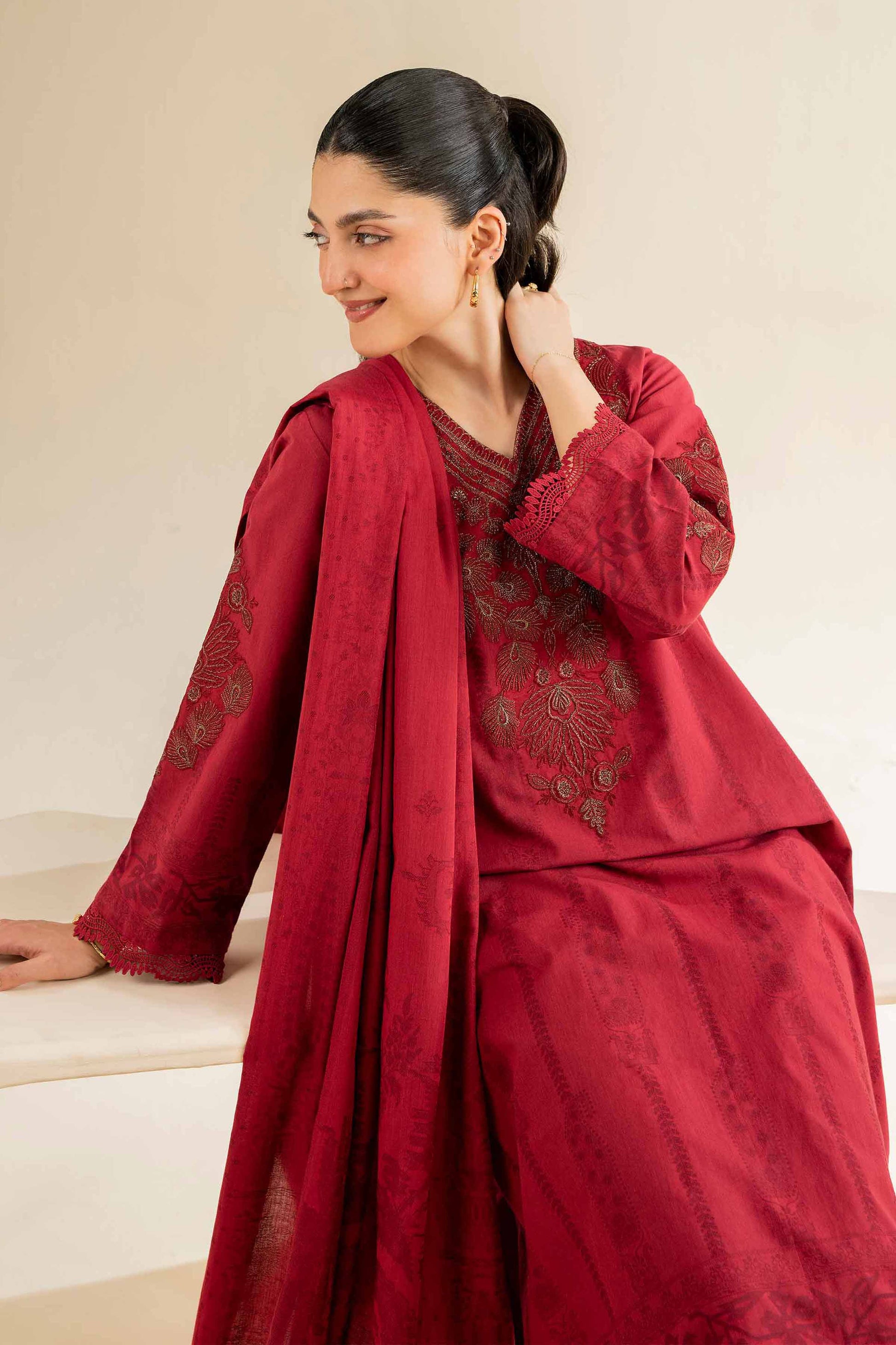 Nishat | Cross Season Edit | 42501042 - Aqsa Fabrics