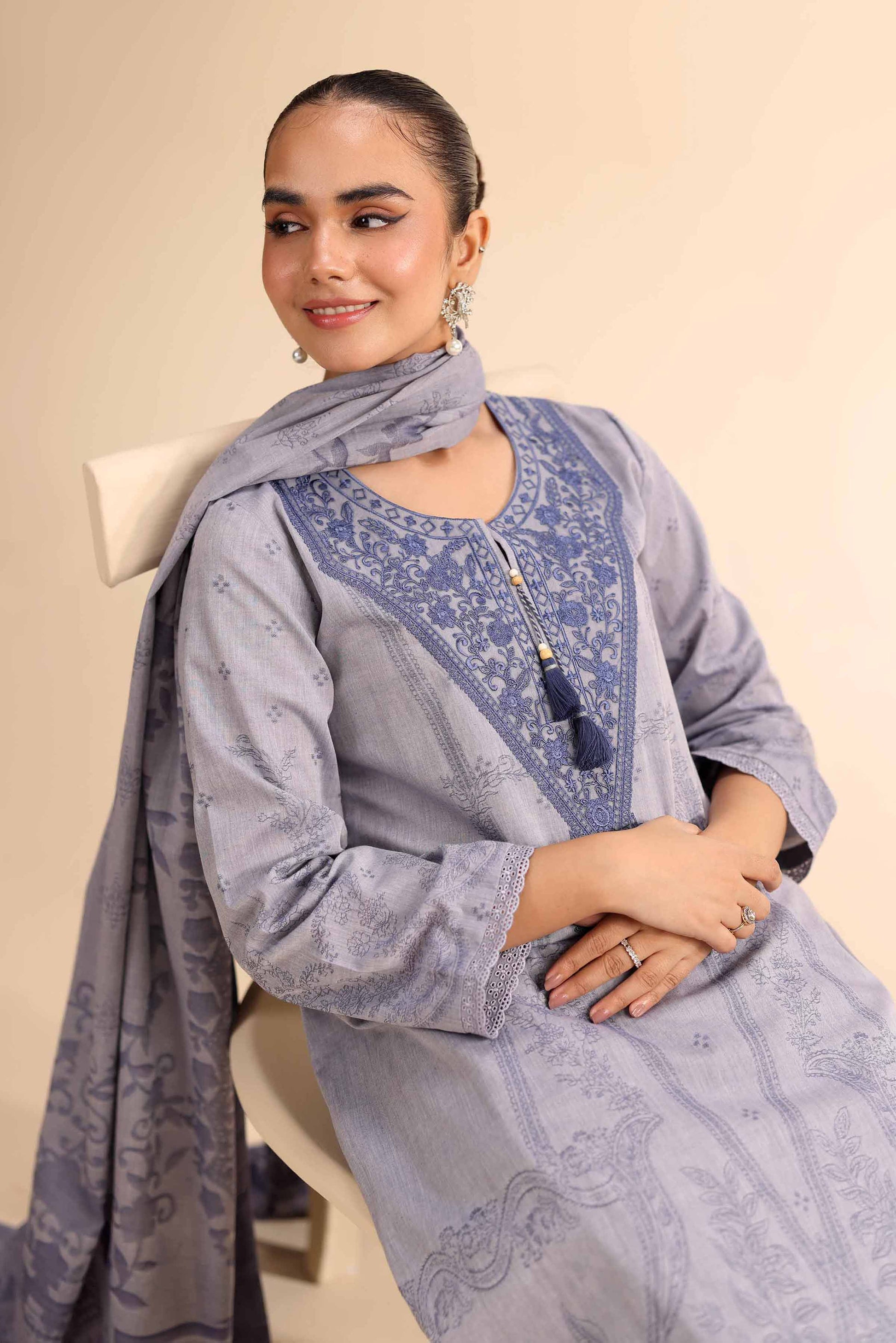 Nishat | Cross Season Edit | 42501048 - Aqsa Fabrics