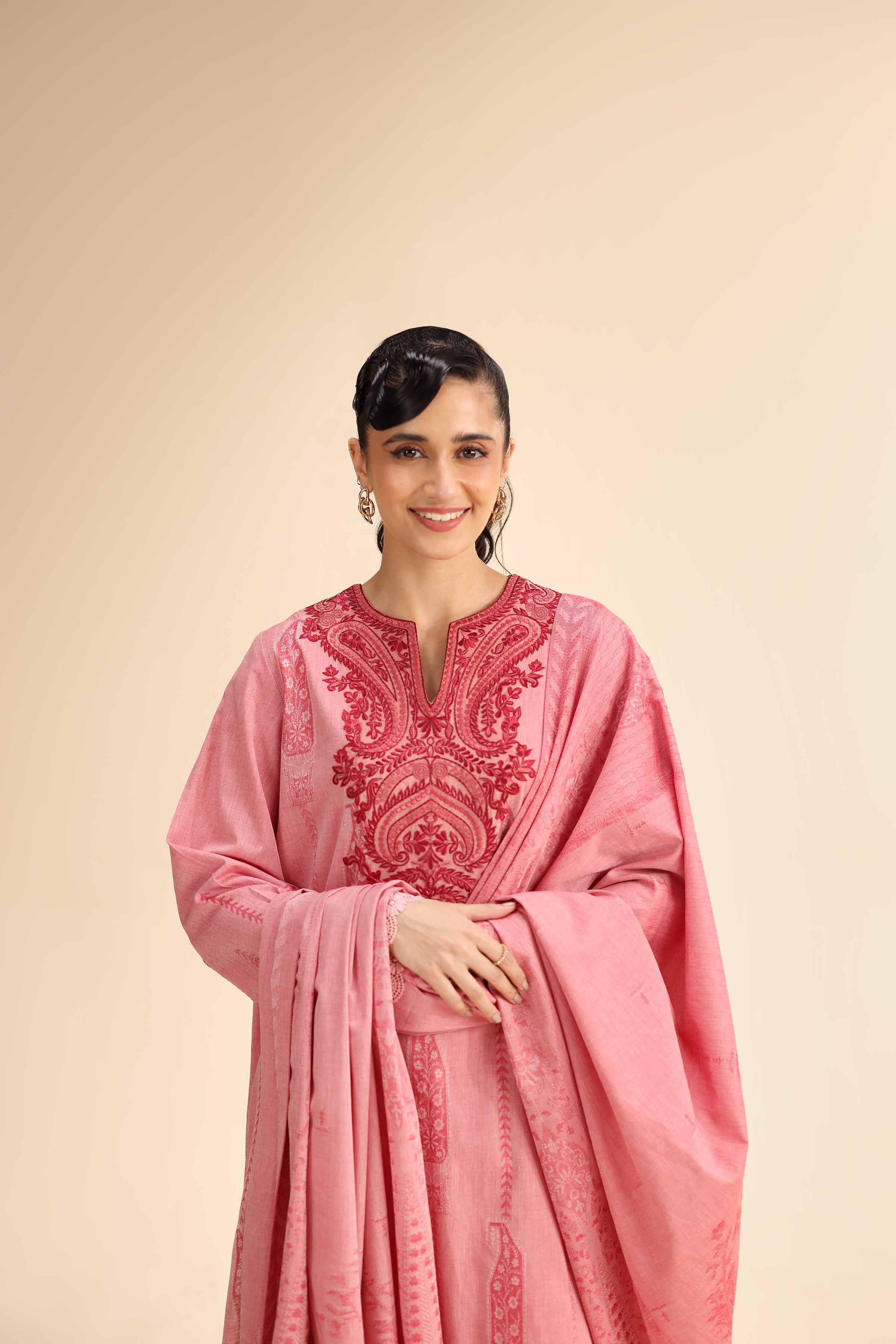 Nishat | Cross Season Edit | 42501050 - Aqsa Fabrics