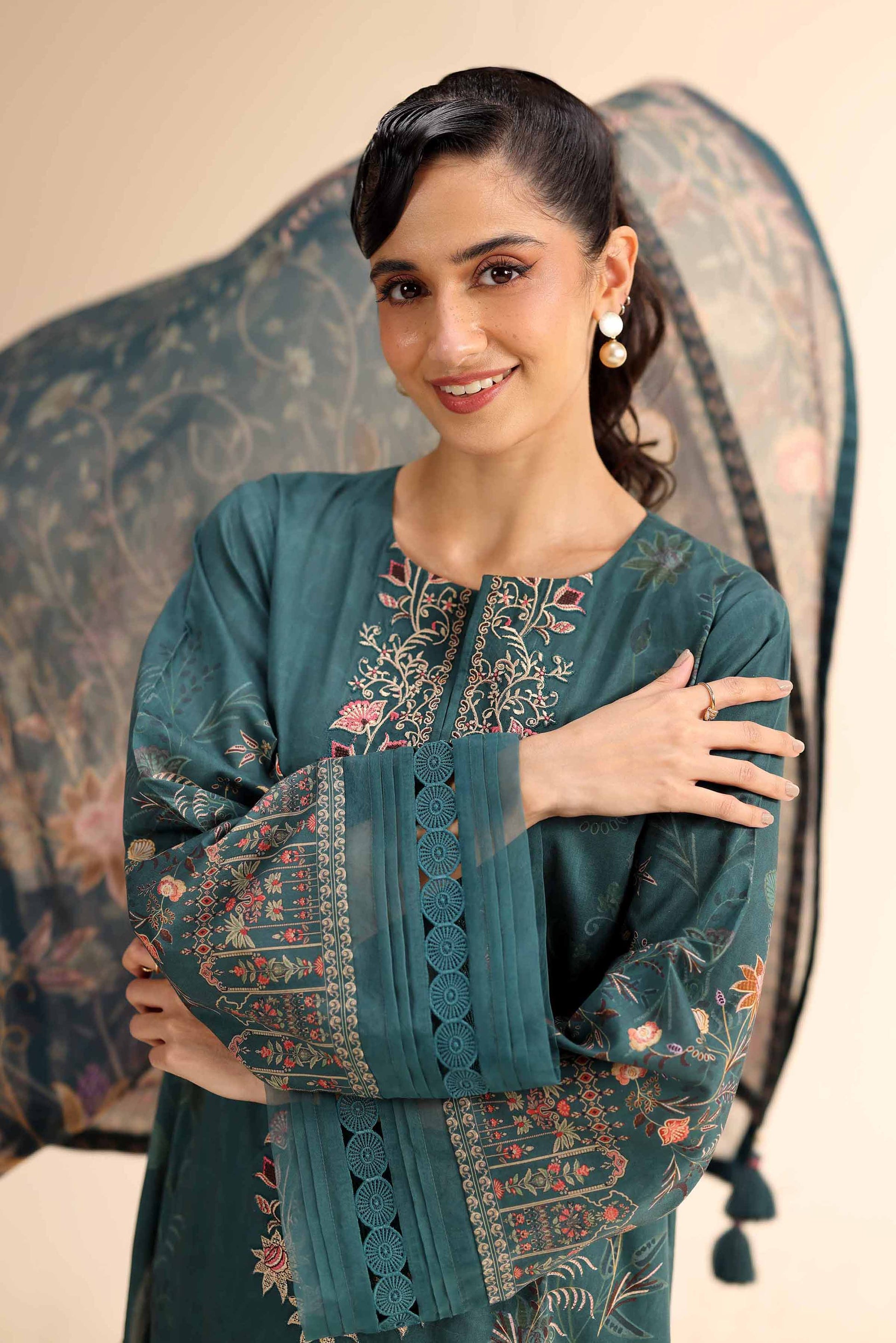 Nishat | Cross Season Edit | 42501057 - Aqsa Fabrics