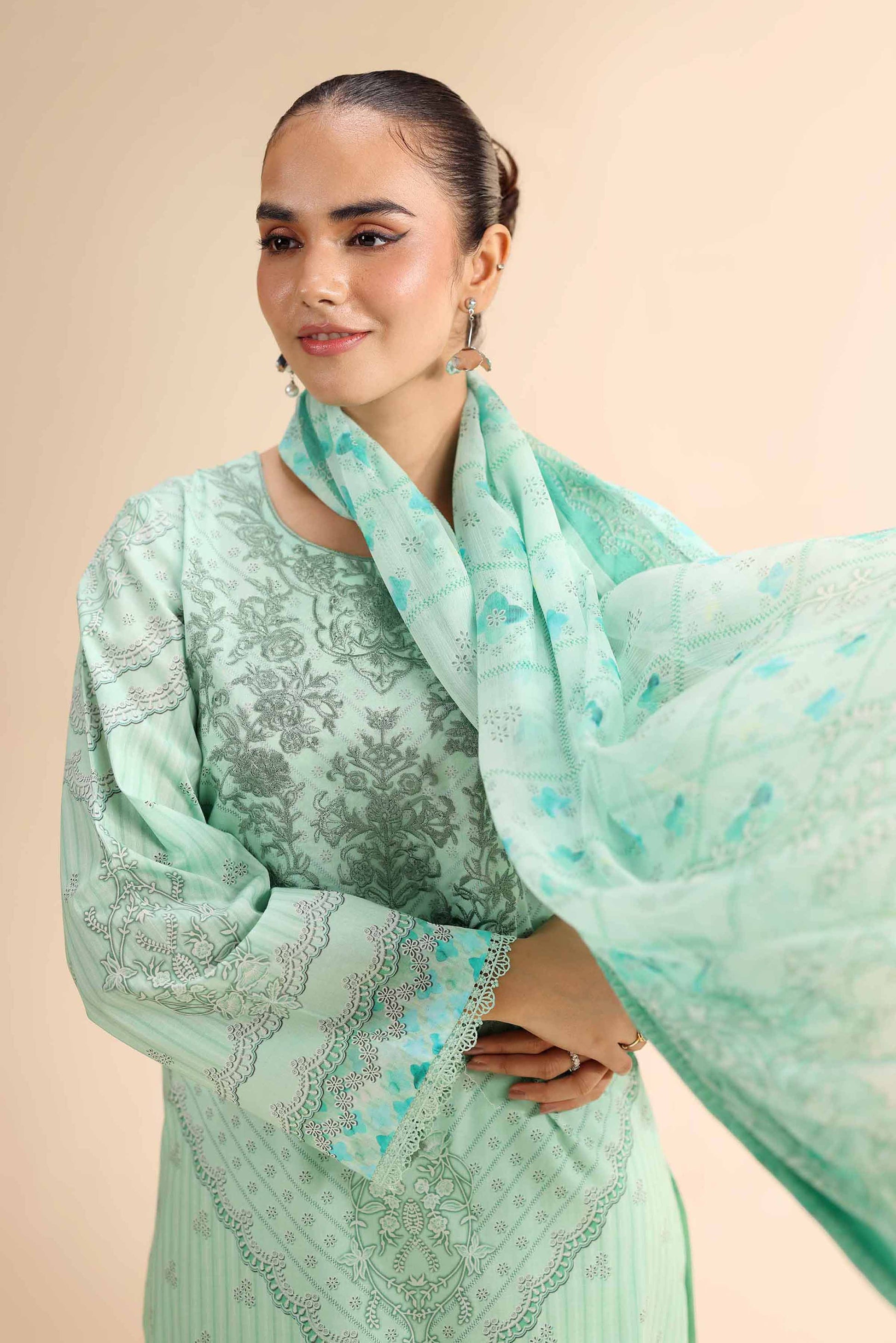 Nishat | Cross Season Edit | 42501058 - Aqsa Fabrics