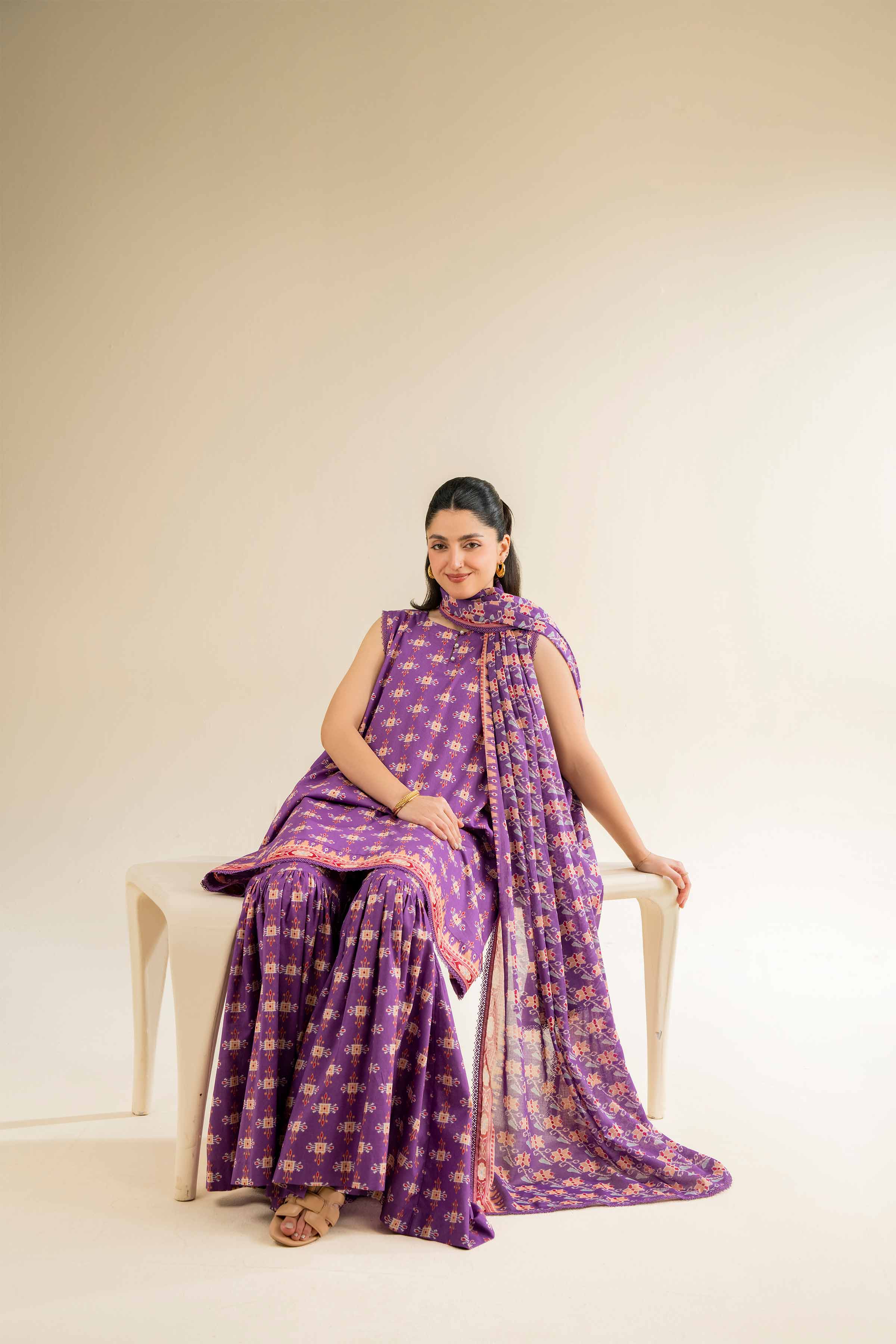 Nishat | Cross Season Edit | 42501063 - Aqsa Fabrics