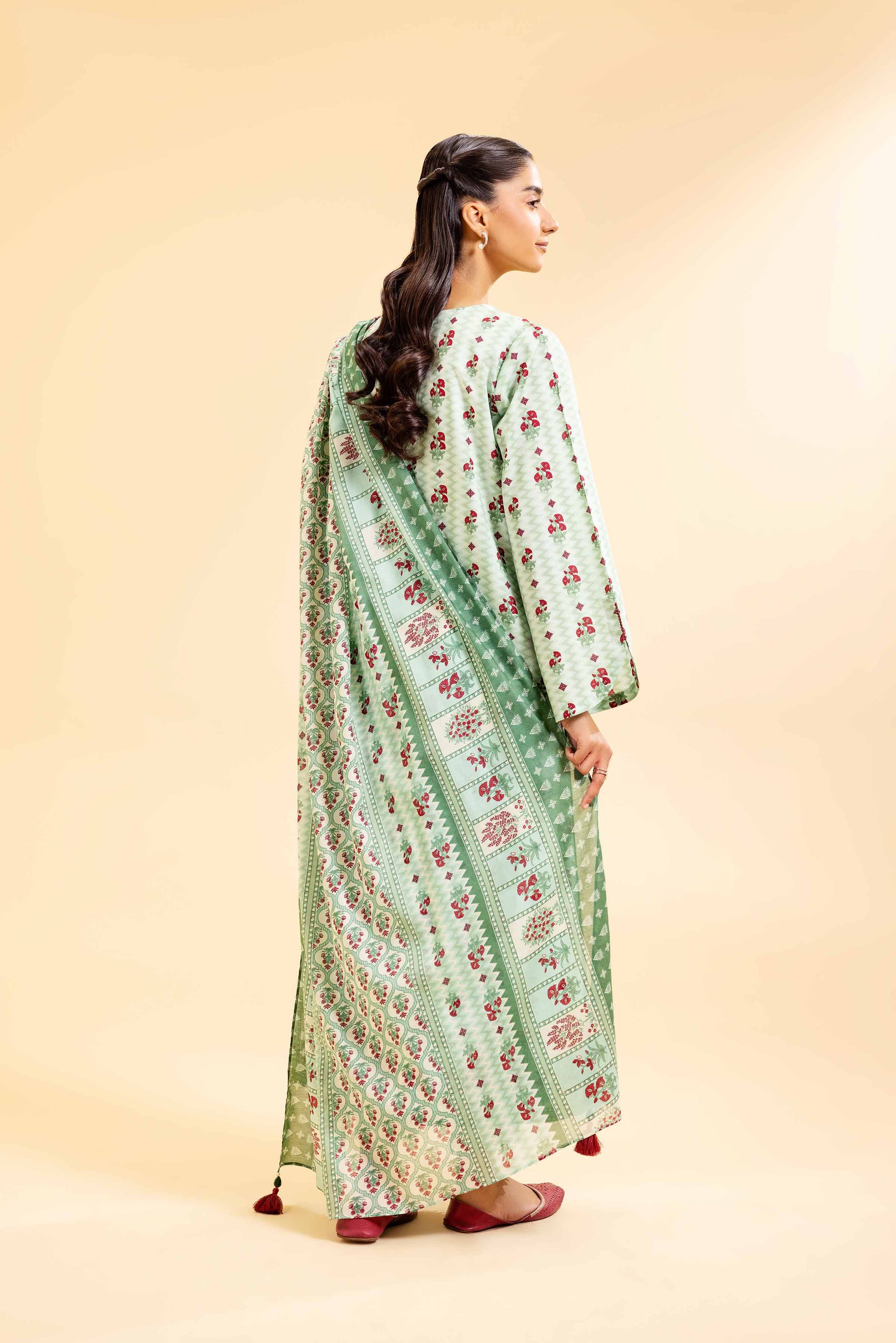 Nishat | Cross Season Edit | 42501072 - Aqsa Fabrics