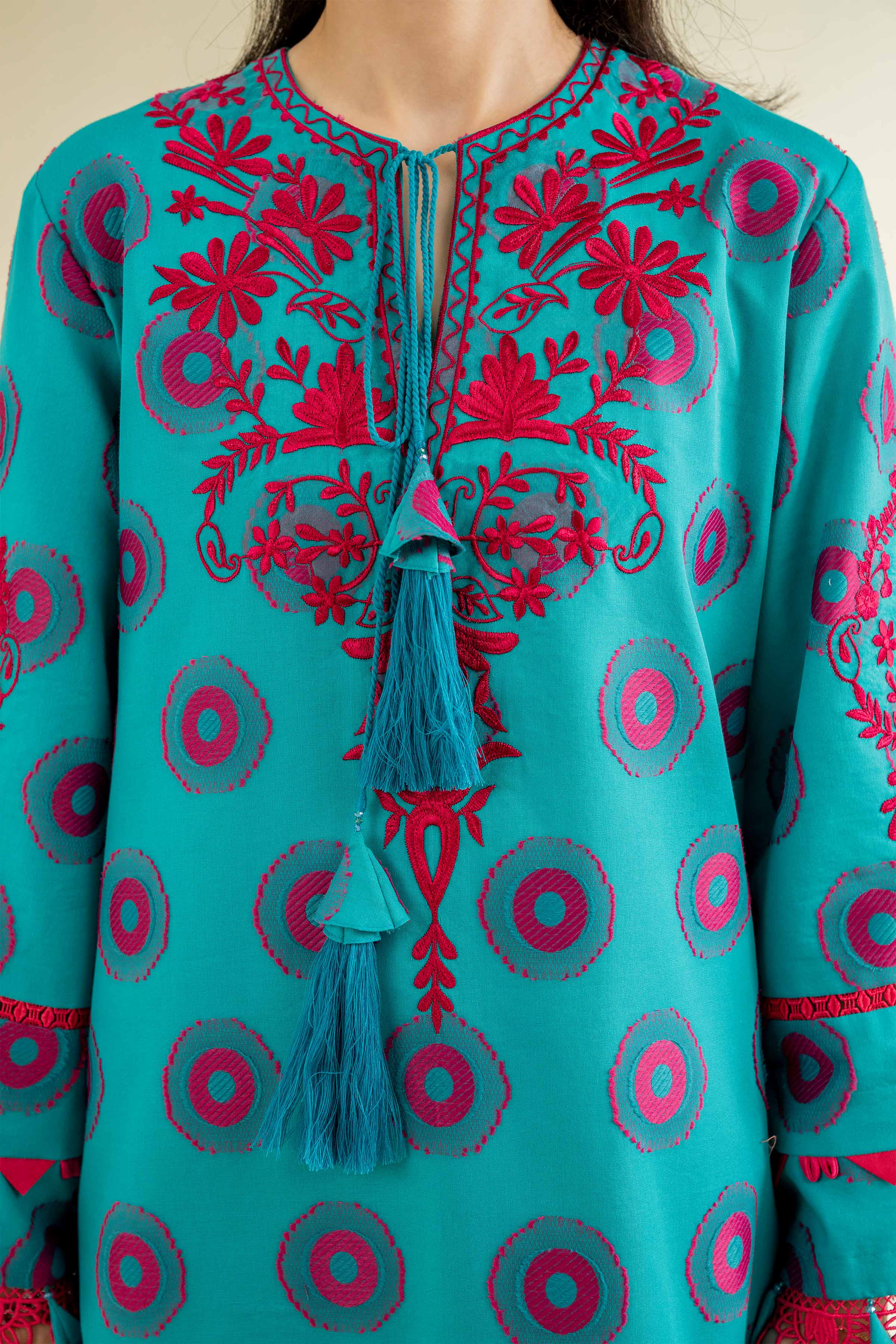 Nishat | Cross Season Edit | 42501094 - Aqsa Fabrics