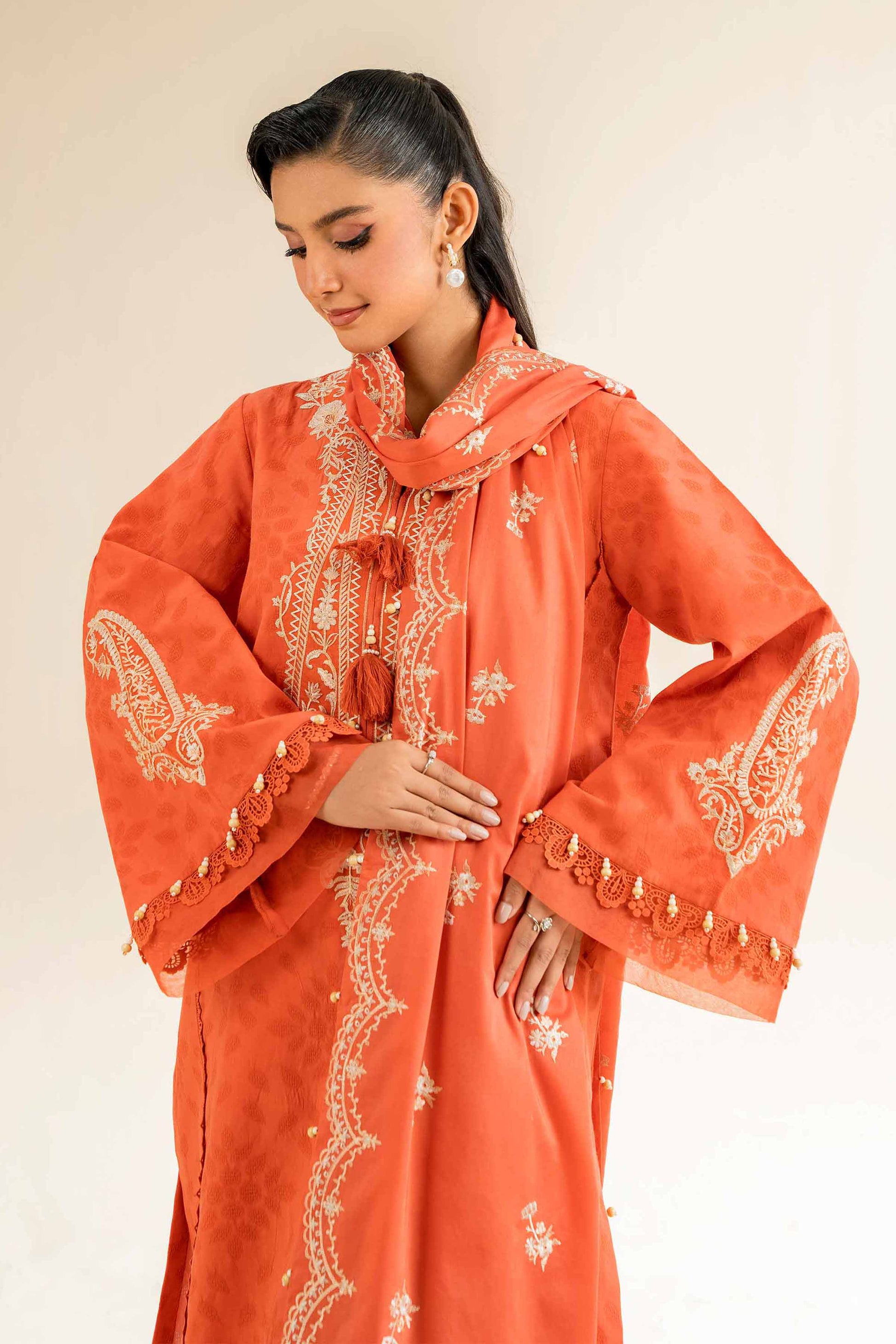 Nishat | Cross Season Edit | 42501102 - Aqsa Fabrics