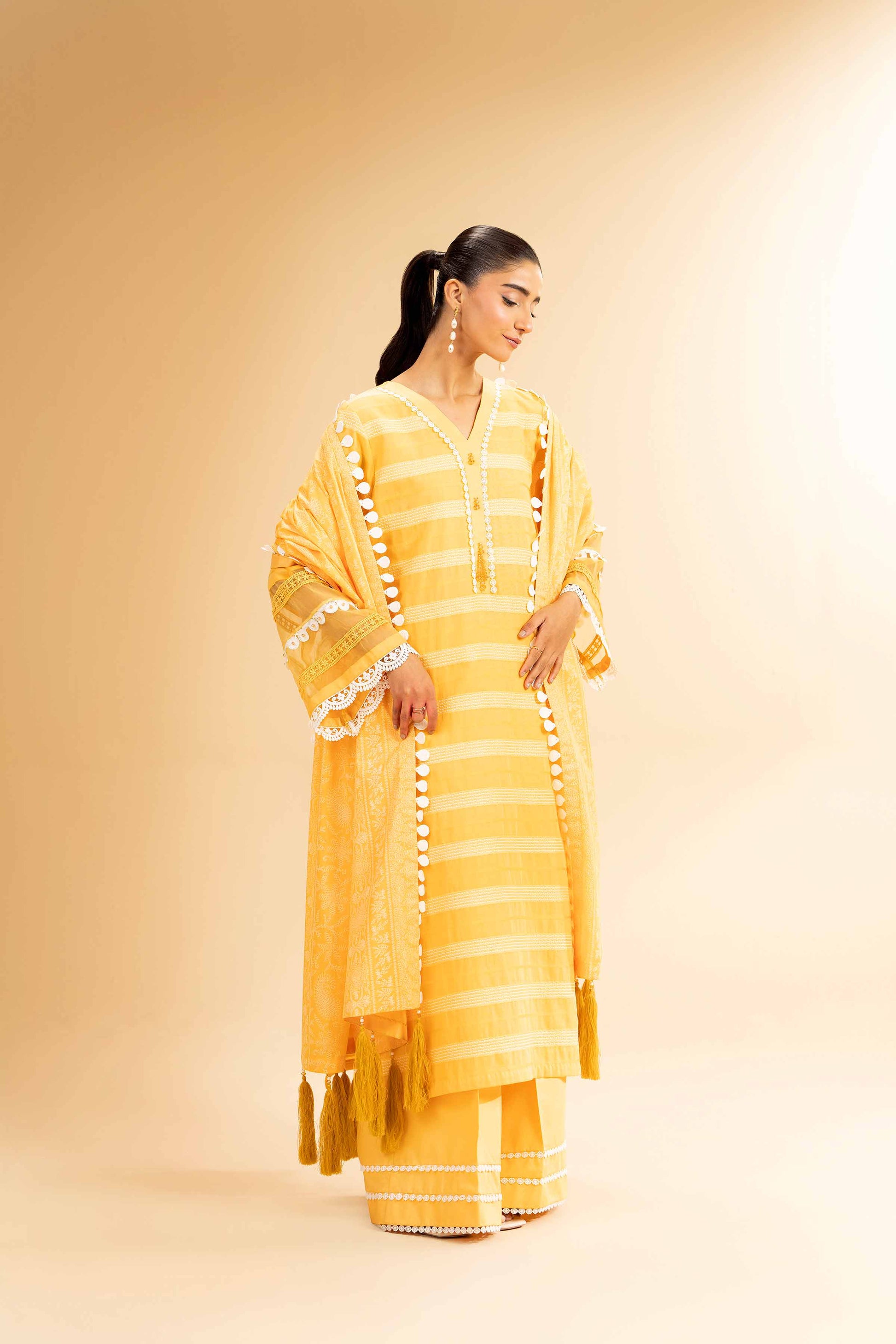 Nishat | Cross Season Edit | 42501110 - Aqsa Fabrics