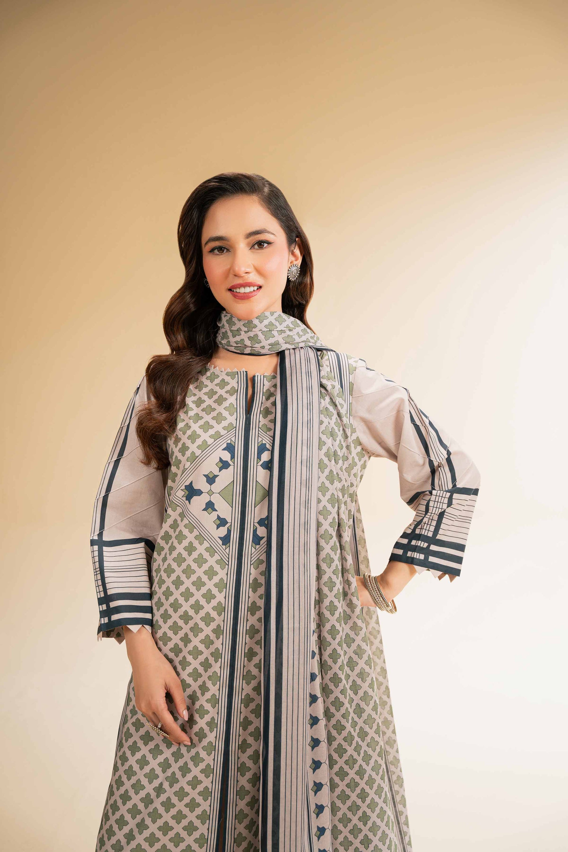 Nishat | Cross Season Edit | 42519173 - Aqsa Fabrics