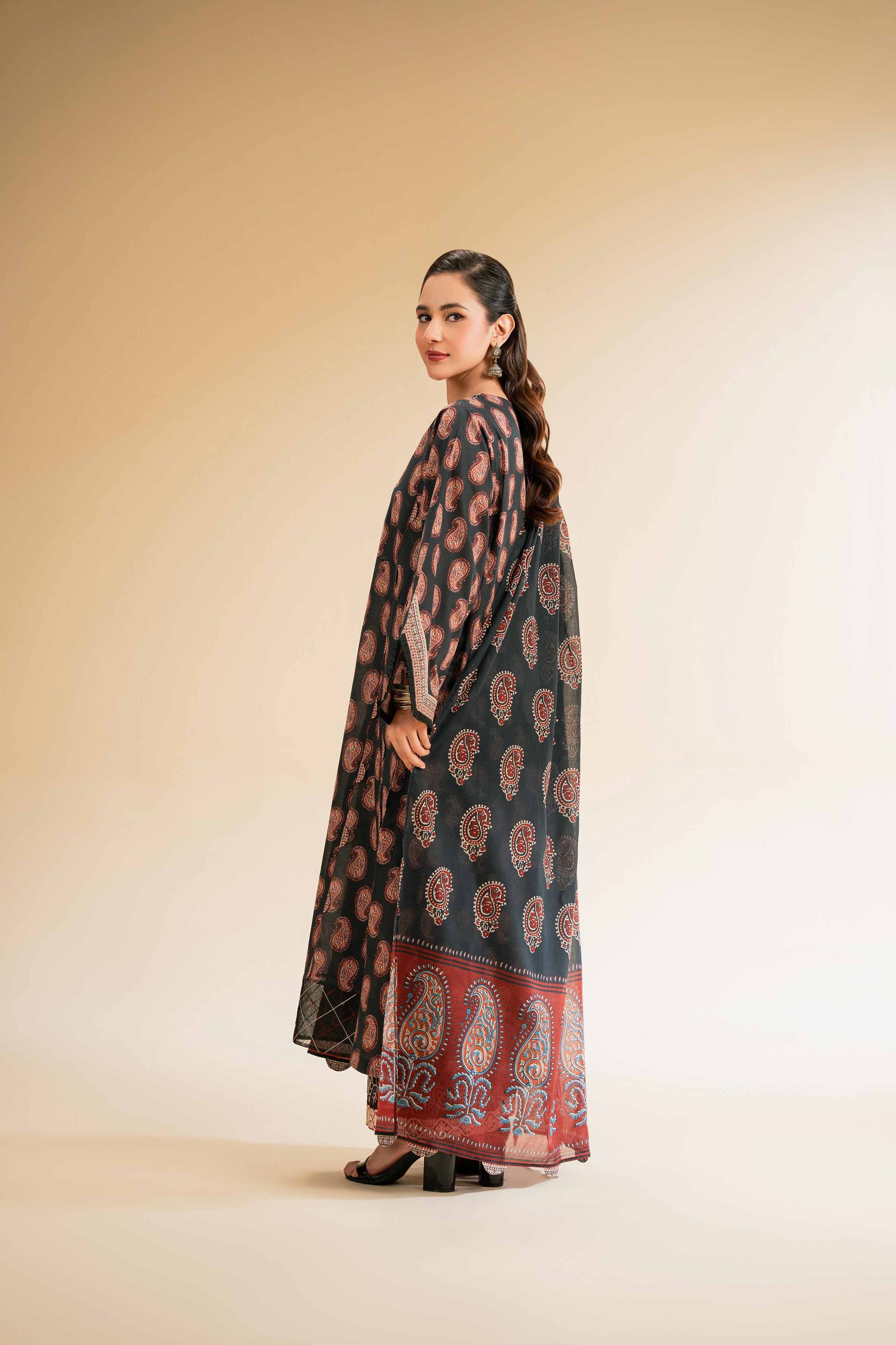 Nishat | Cross Season Edit | 42519175 - Aqsa Fabrics