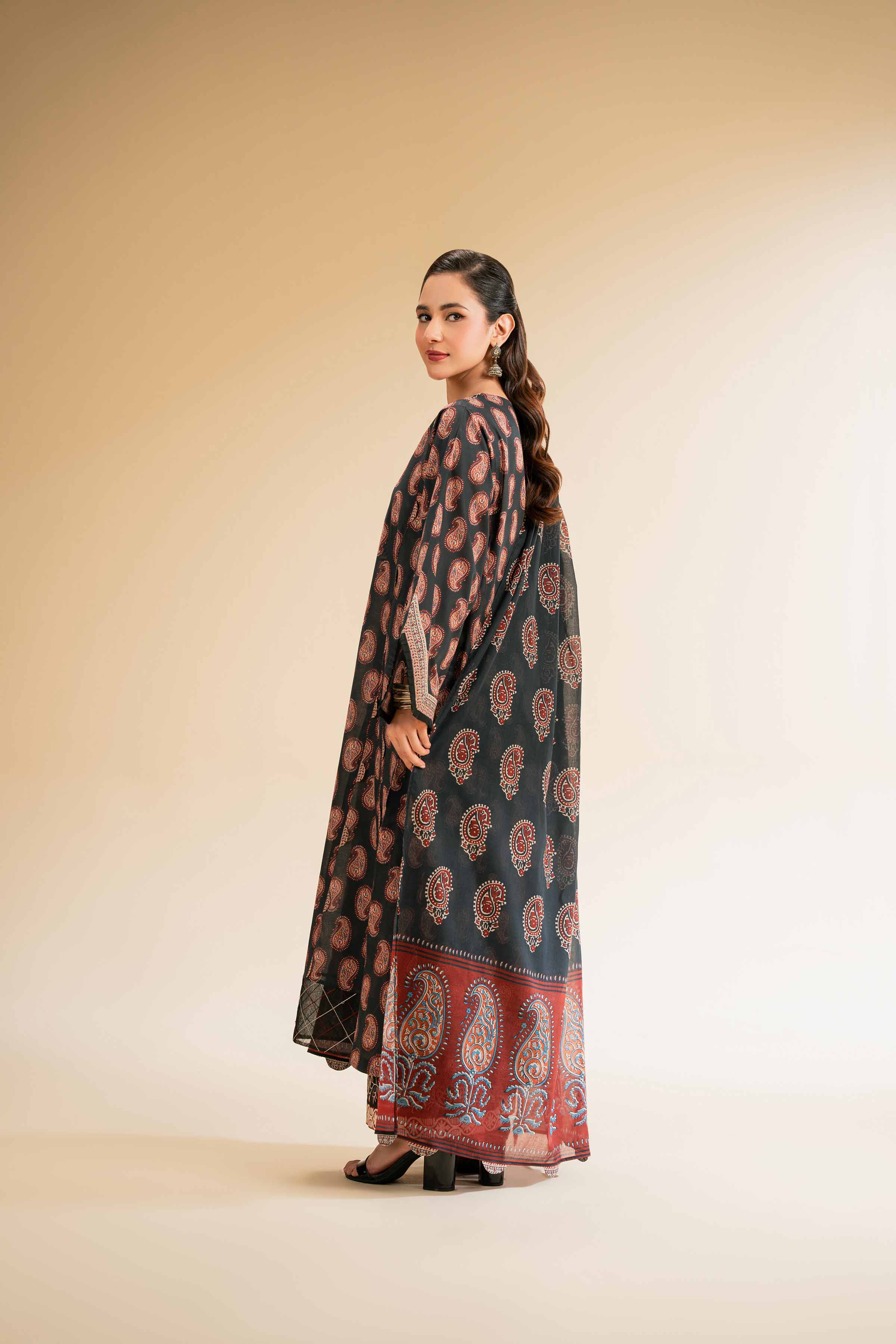 Nishat | Cross Season Edit | 42519175 - Aqsa Fabrics