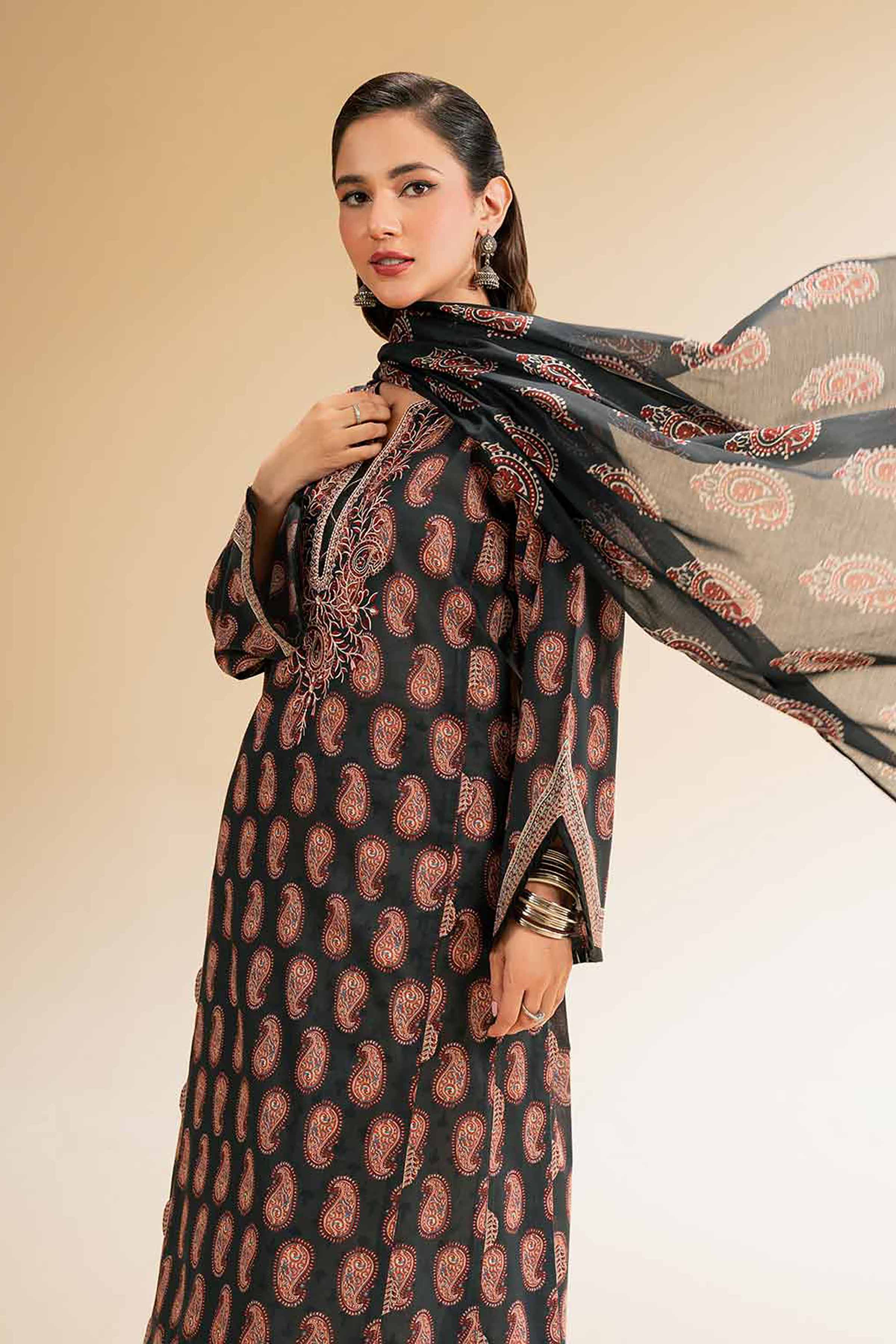 Nishat | Cross Season Edit | 42519175 - Aqsa Fabrics