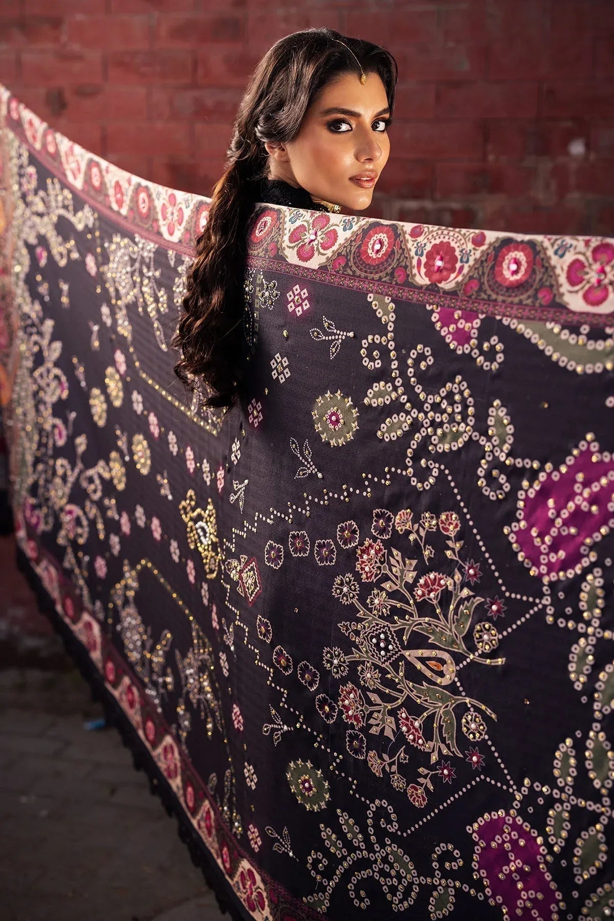 Nureh | Bazaar Winter 24 |  NE-115 - Aqsa Fabrics