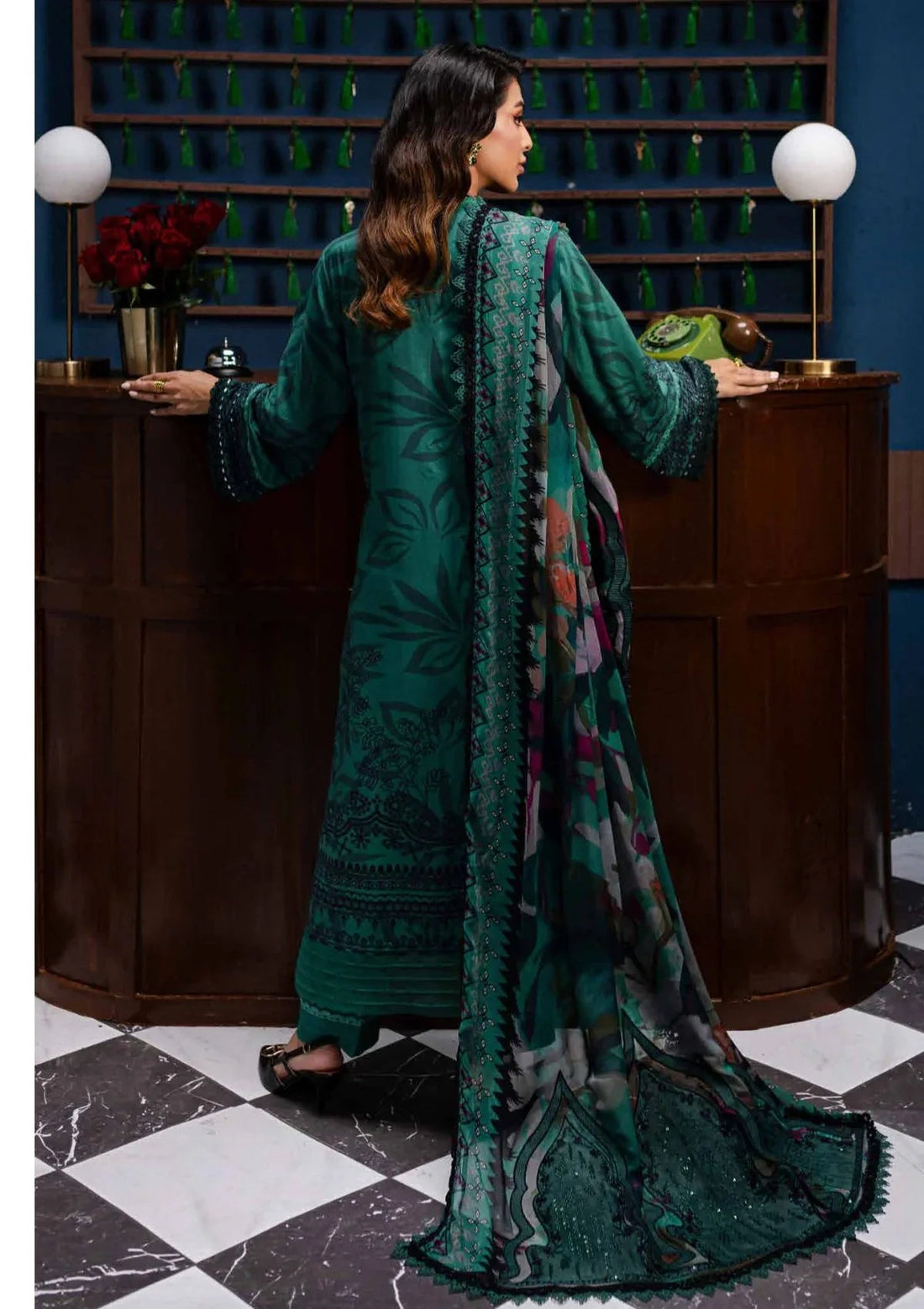 Nureh | Gardenia Lawn | NSG -160 - Aqsa Fabrics