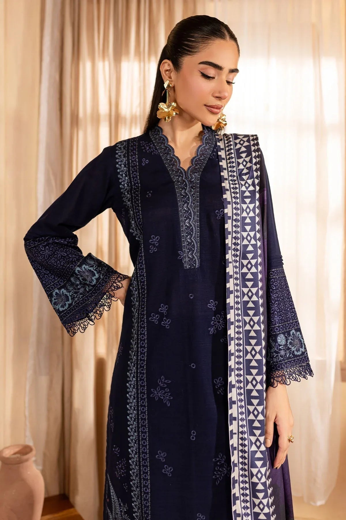 Nureh | Shades of Winter |  NP-582 - Aqsa Fabrics