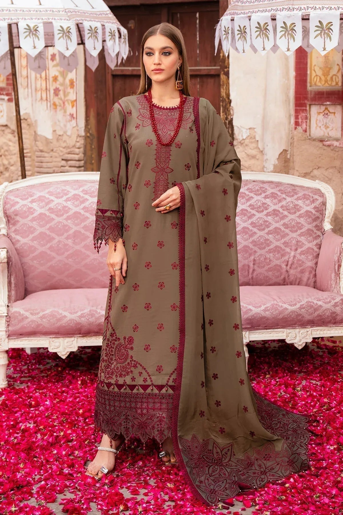 Alizeh | Rawayat Luxury Lawn 24 | Zeenat - Aqsa Fabrics