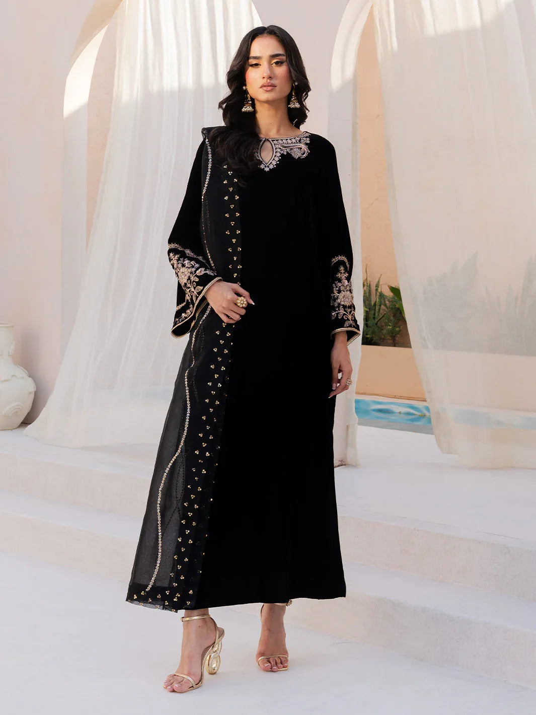 Izel | Le Tresor Formals | Orabel - Aqsa Fabrics