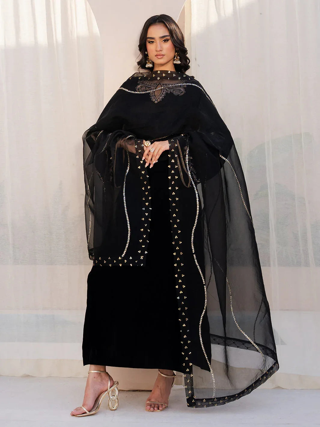 Izel | Le Tresor Formals | Orabel - Aqsa Fabrics