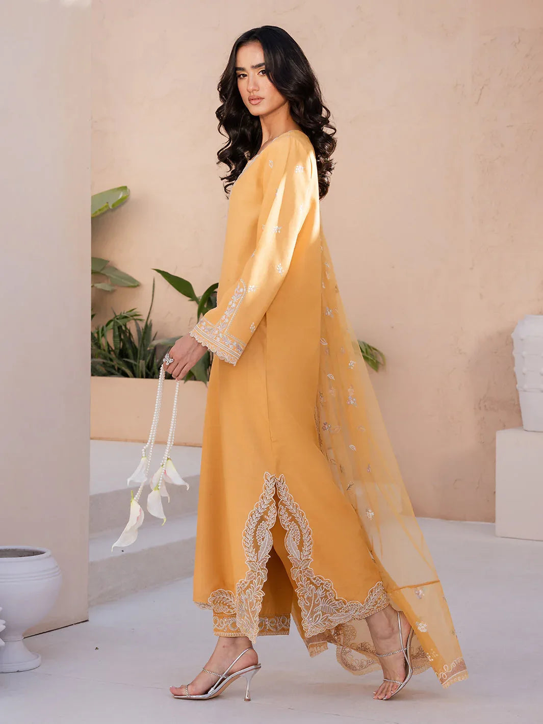 Izel | Le Tresor Formals | Oria - Aqsa Fabrics