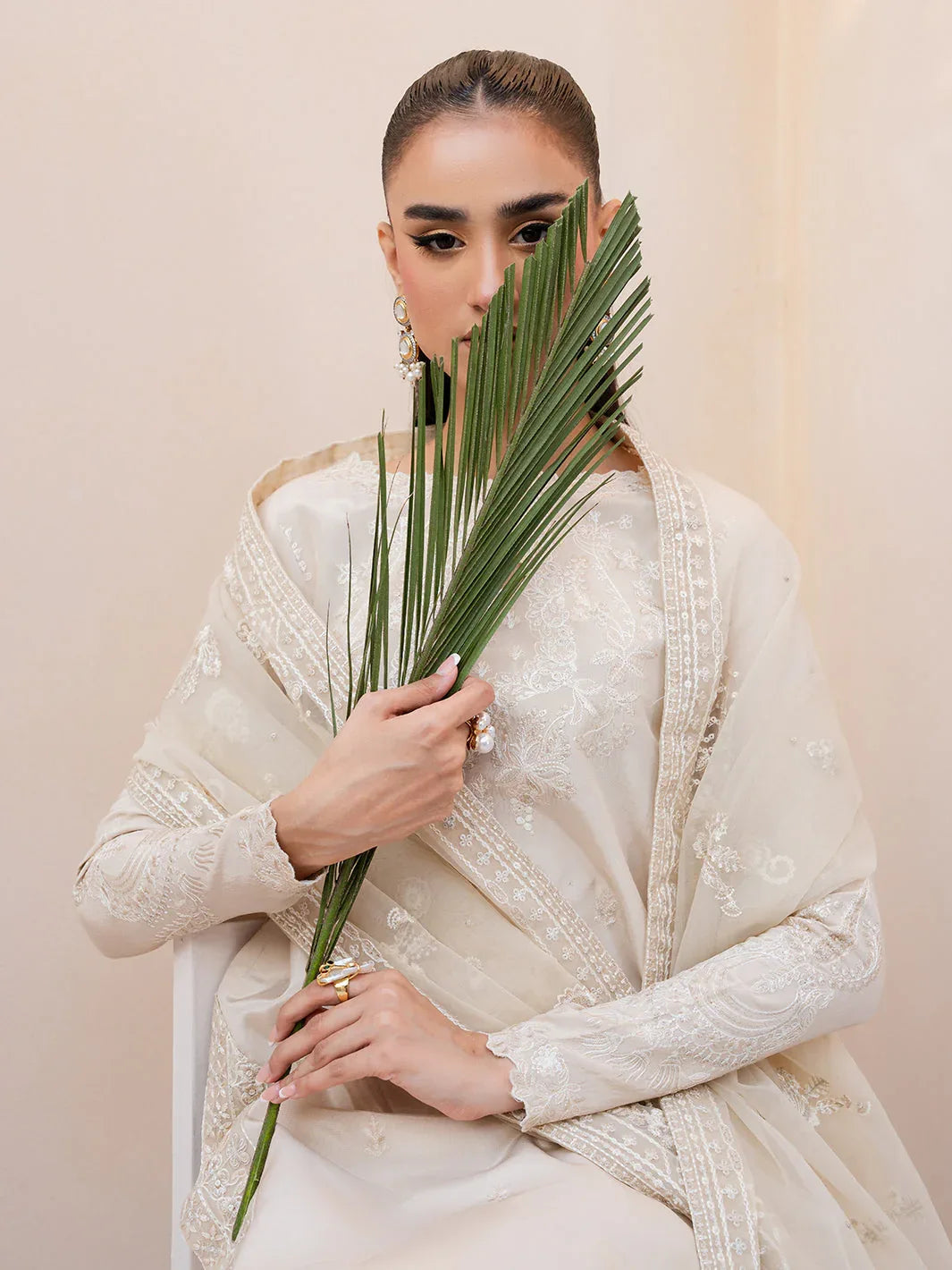 Izel | Le Tresor Formals | Orsine - Aqsa Fabrics