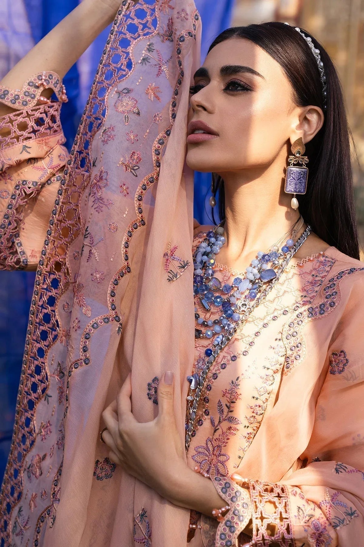Alizeh | Rawayat Luxury Lawn 24 | Nazmin - Aqsa Fabrics