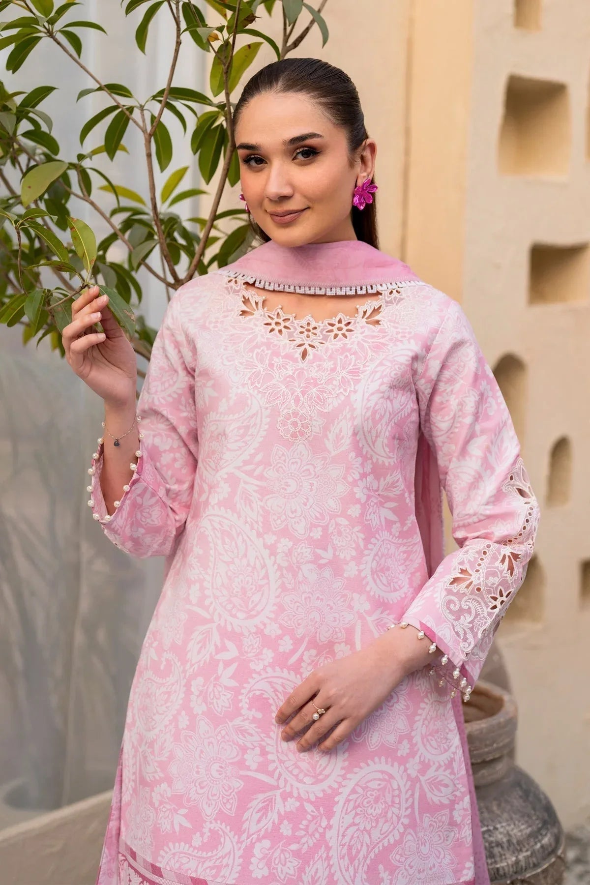 Alizeh | Levana Lawn | Perla - Aqsa Fabrics
