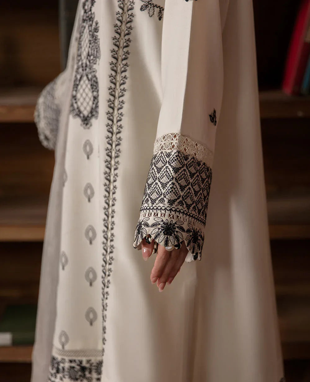 Republic Womenswear | Premium Pret 25 | RPP-07 (Gigi) - Aqsa Fabrics