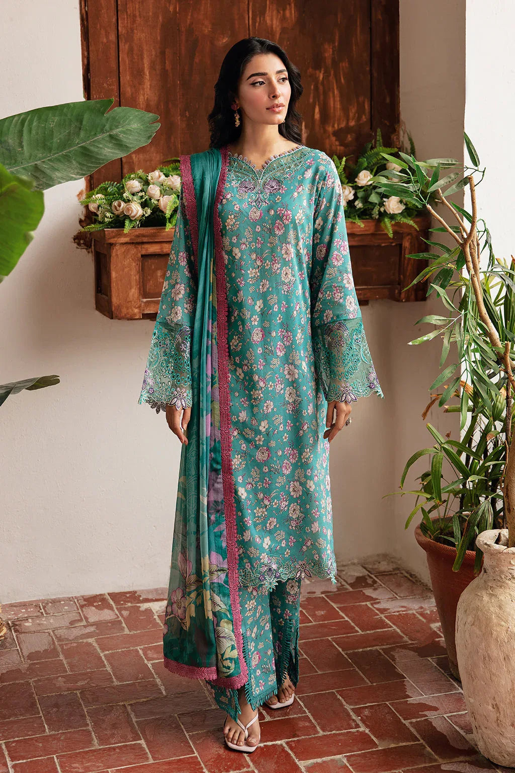 Ramsha | Rangrez Lawn Collection | N-402 - Aqsa Fabrics