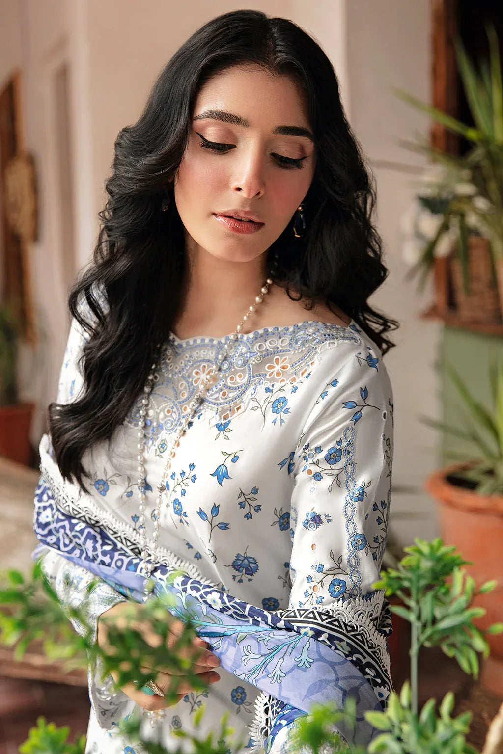 Ramsha | Rangrez Lawn Collection | N-403 - Aqsa Fabrics