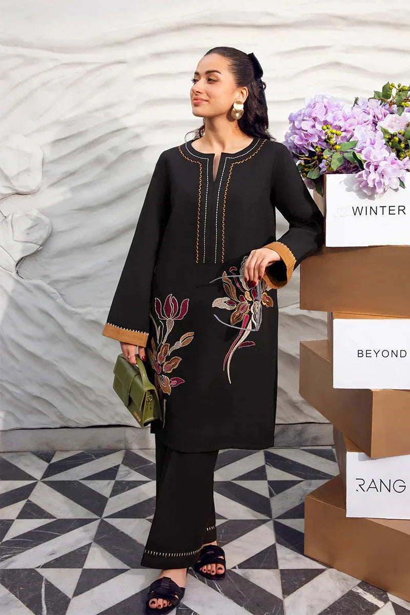 Rangrasiya | Winter Pret '24 | Mae - Aqsa Fabrics