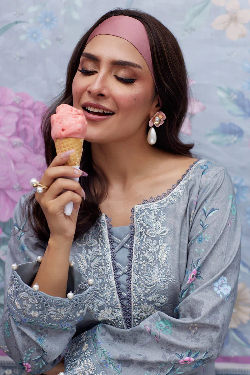 Gulaal | Saffira Lawn 25 | Carla - Aqsa Fabrics