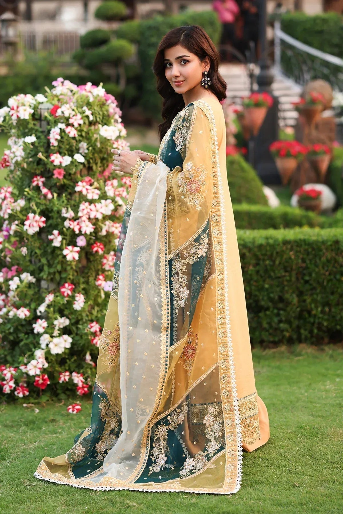 Imrozia Premium | Hayam Luxury Lawn 25 | SL 92 SHAKIRA - Aqsa Fabrics
