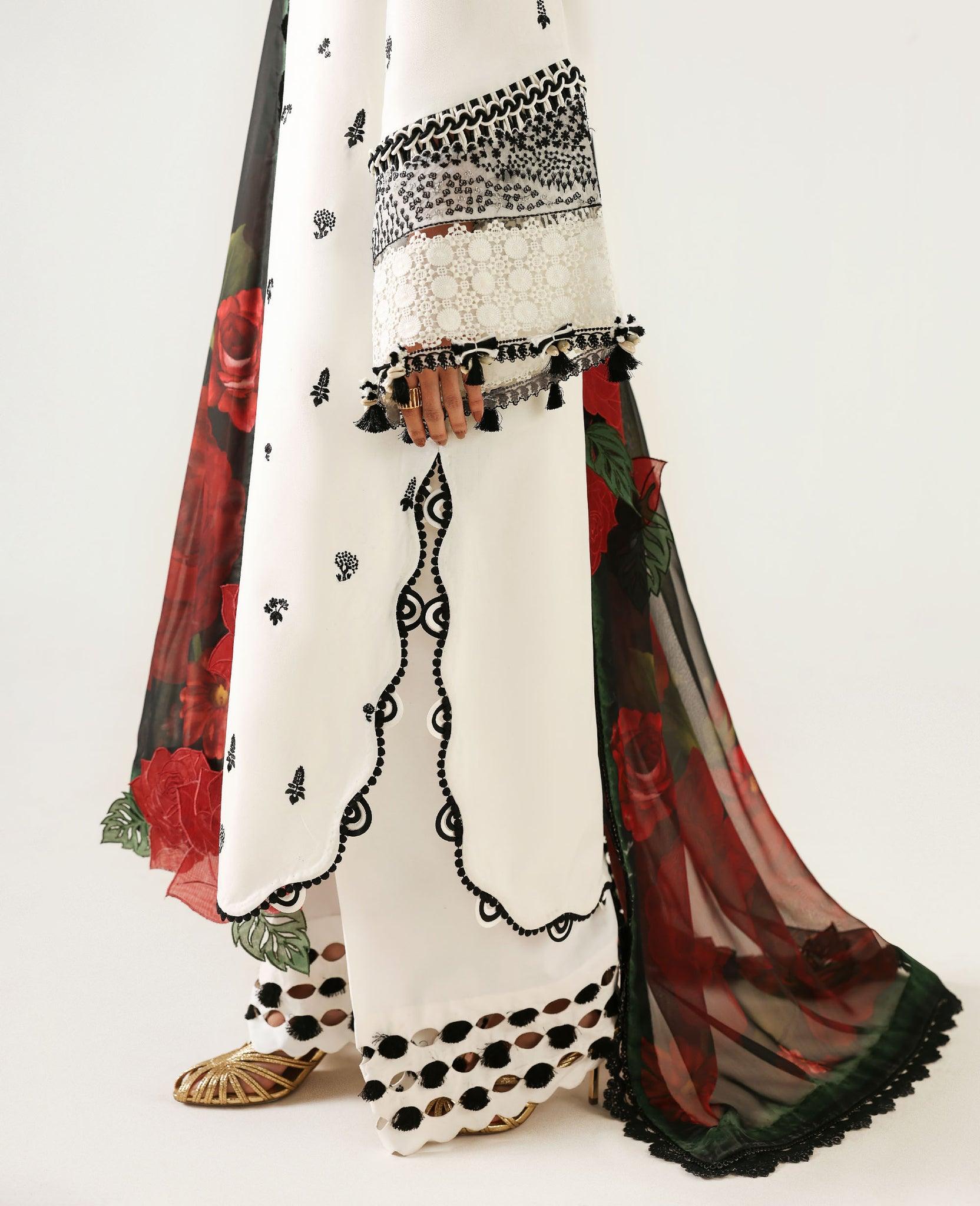 Republic Womenswear | Neoma Summer Prints 26 | Esmé