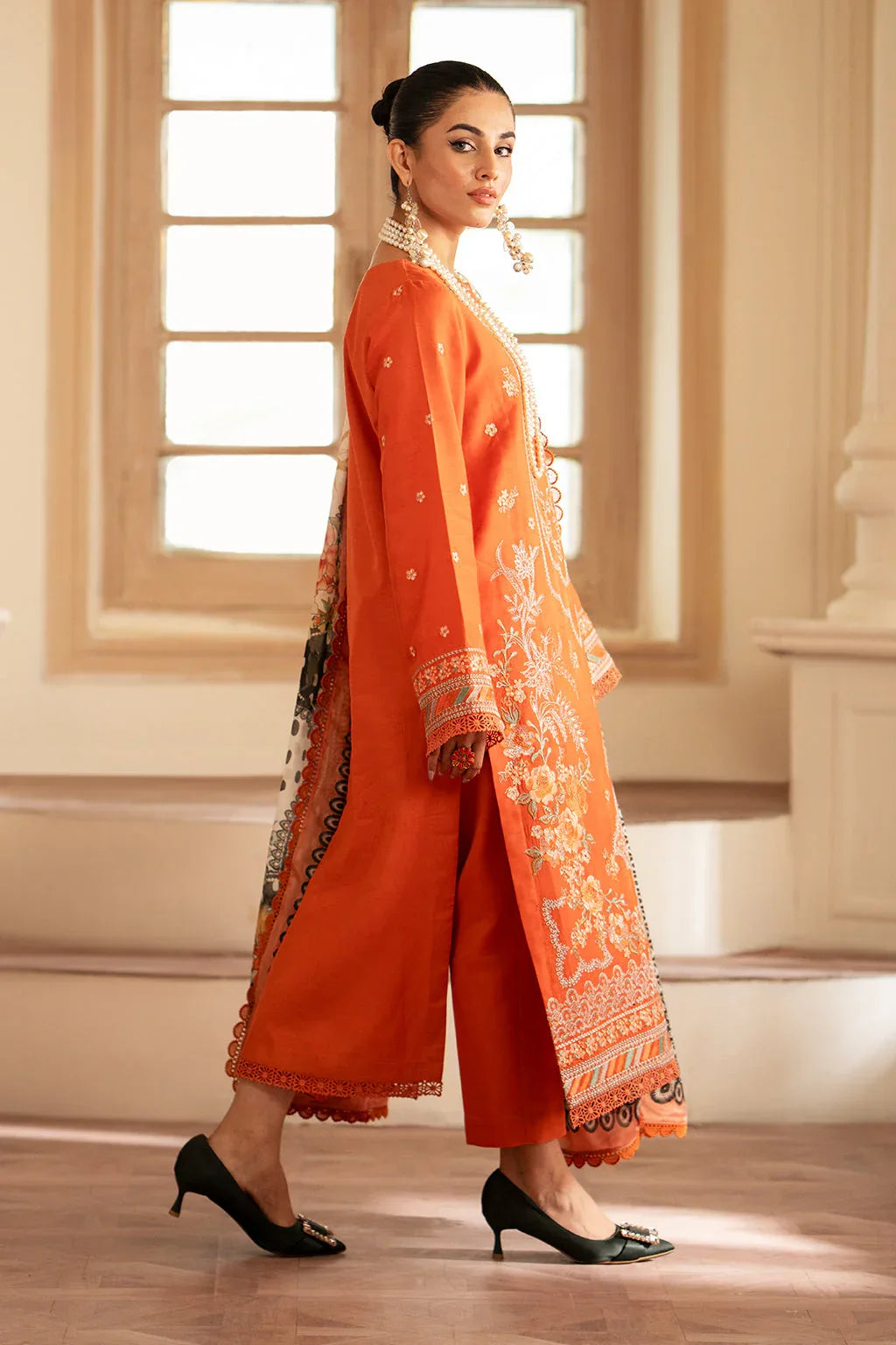 Saad Shaikh | Lumiere Winter |  D-02 Zenith - Aqsa Fabrics