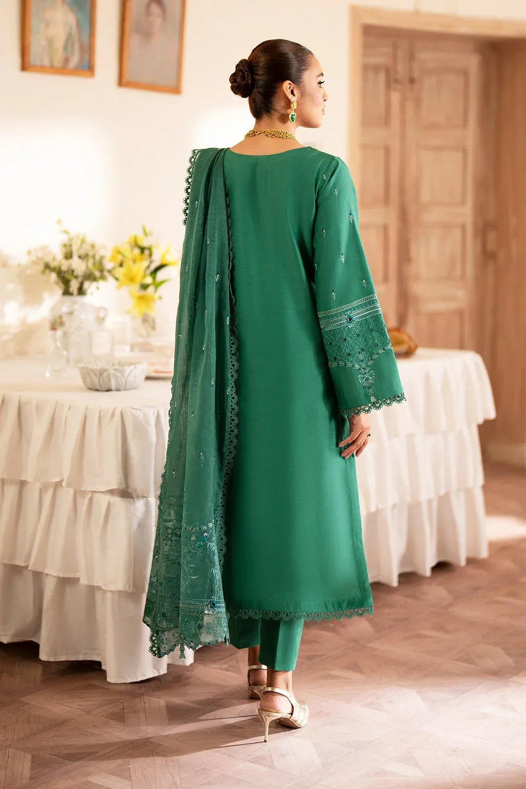 Saad Shaikh | Lumiere Winter |  D-08 Opalo - Aqsa Fabrics
