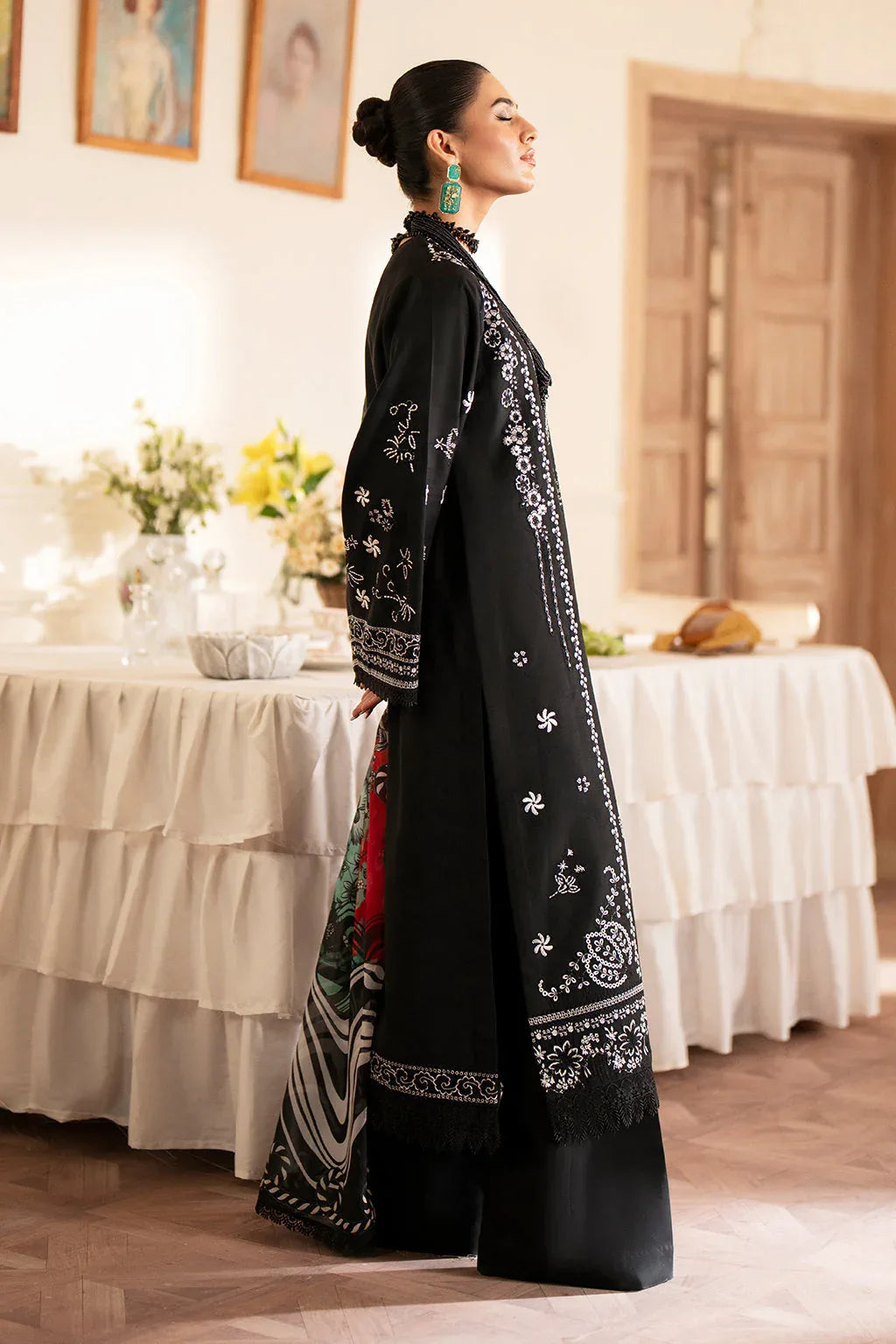 Saad Shaikh | Lumiere Winter |  D-06 Seina - Aqsa Fabrics