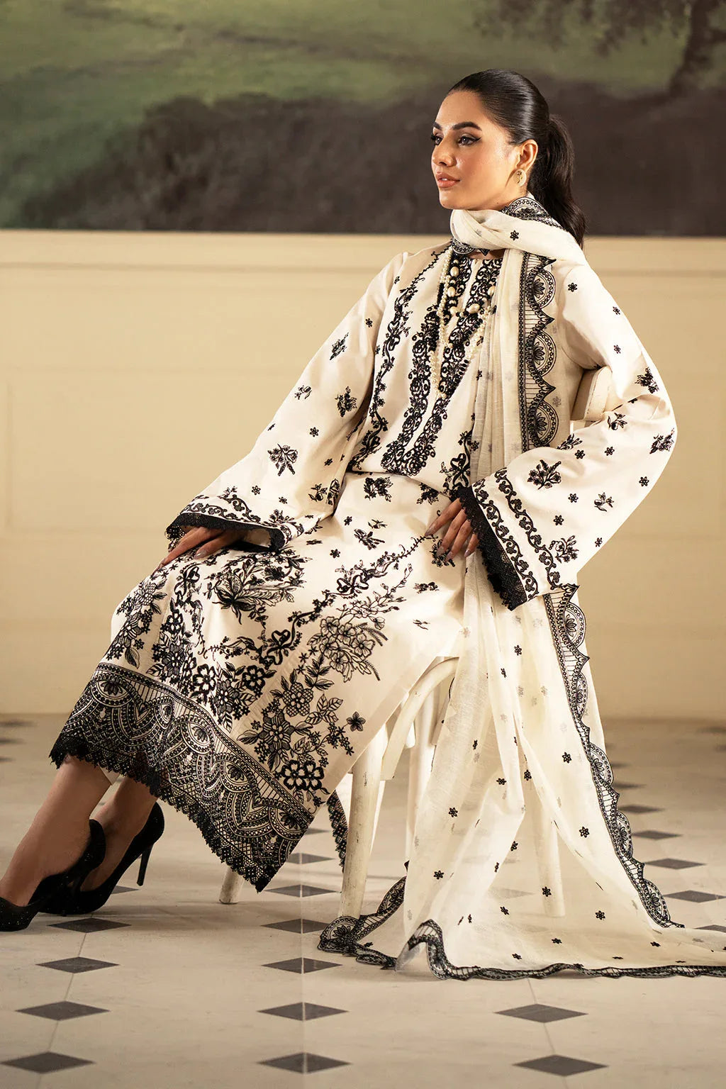 Saad Shaikh | Lumiere Winter |  D-05 Stellaire - Aqsa Fabrics