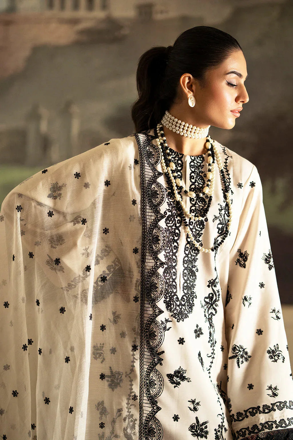 Saad Shaikh | Lumiere Winter |  D-05 Stellaire - Aqsa Fabrics